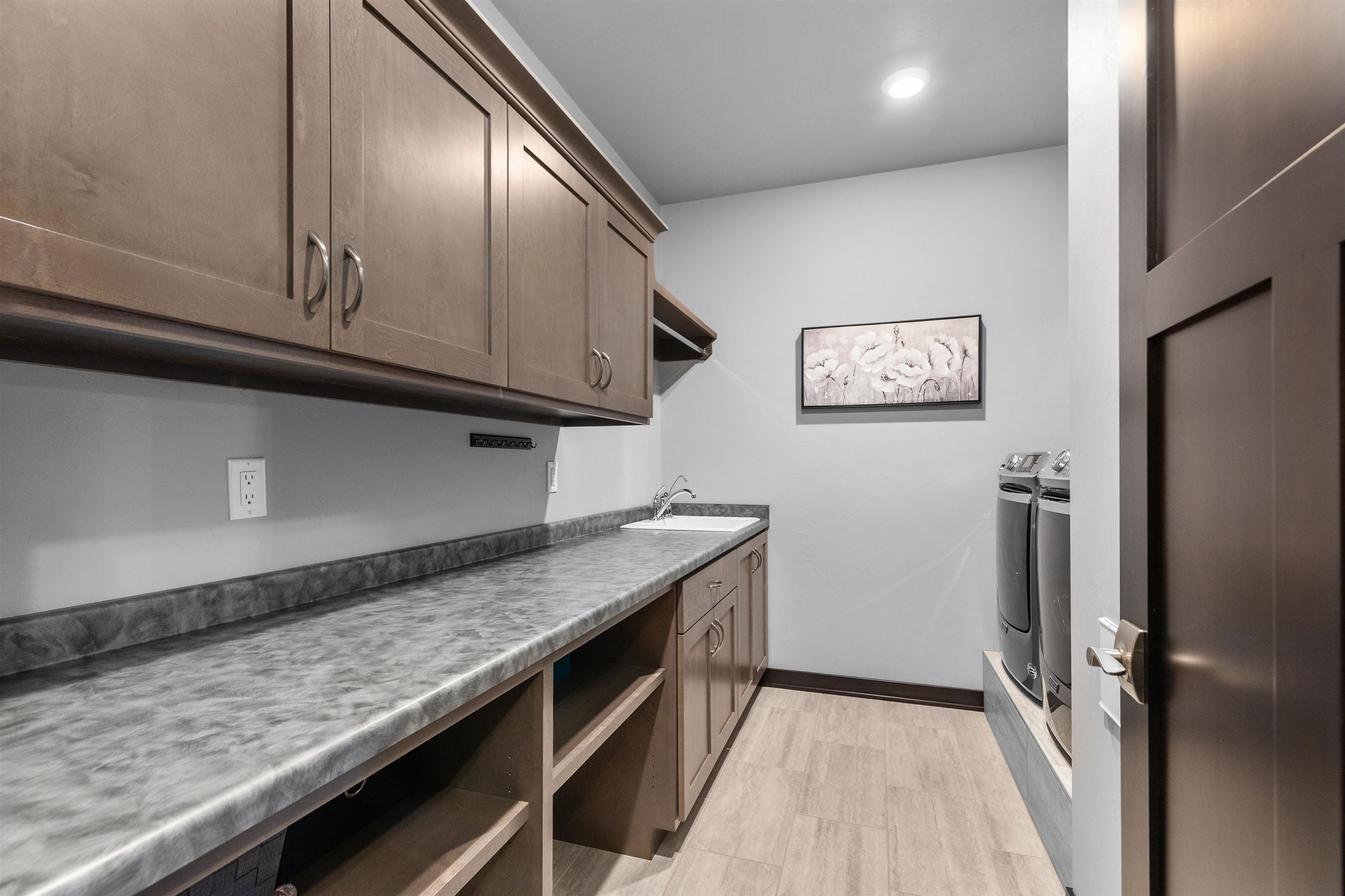 3007 WINNEGAMIE Drive