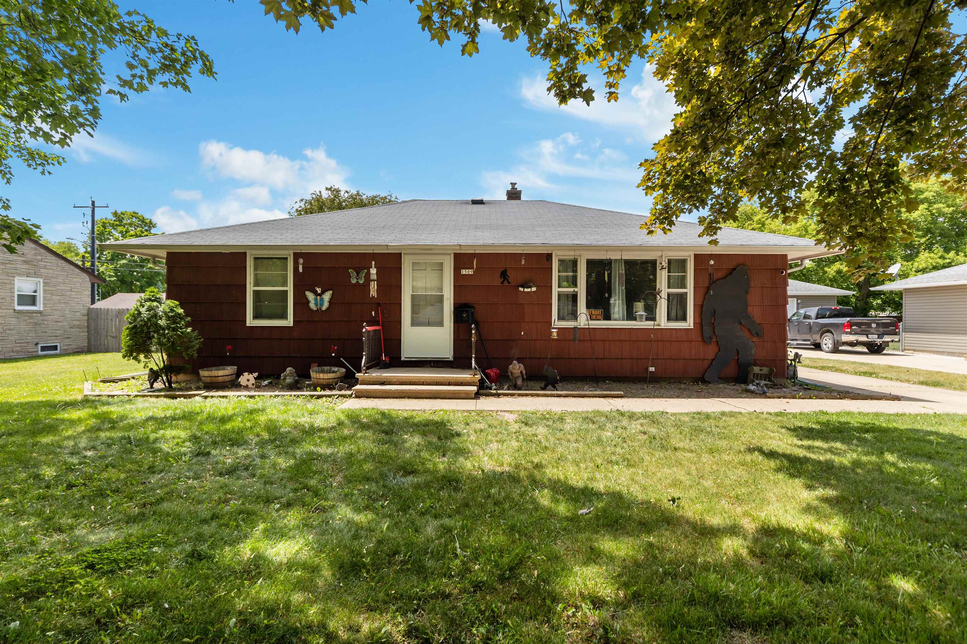 1509 DOEMEL Street