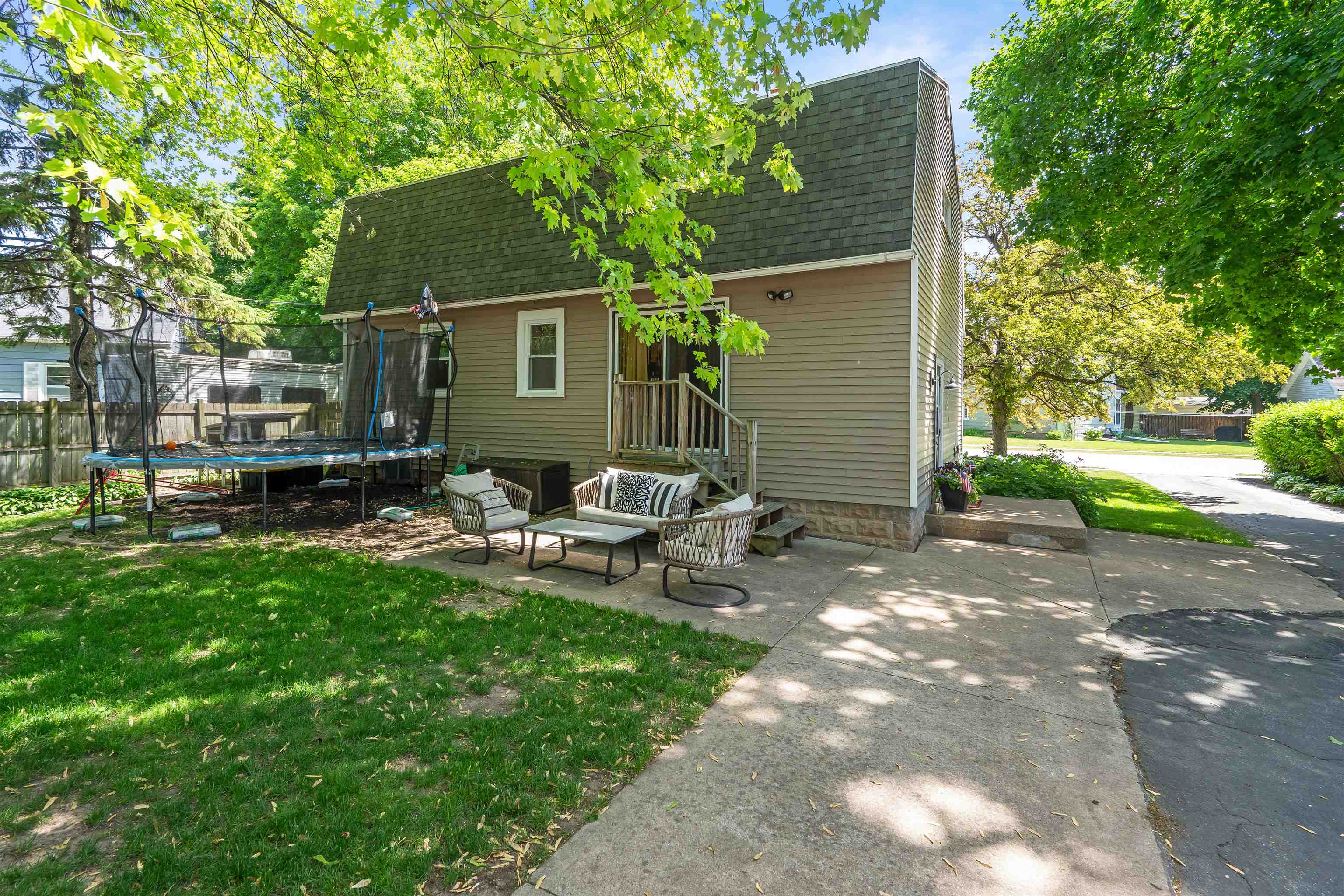 203 CEDAR Street