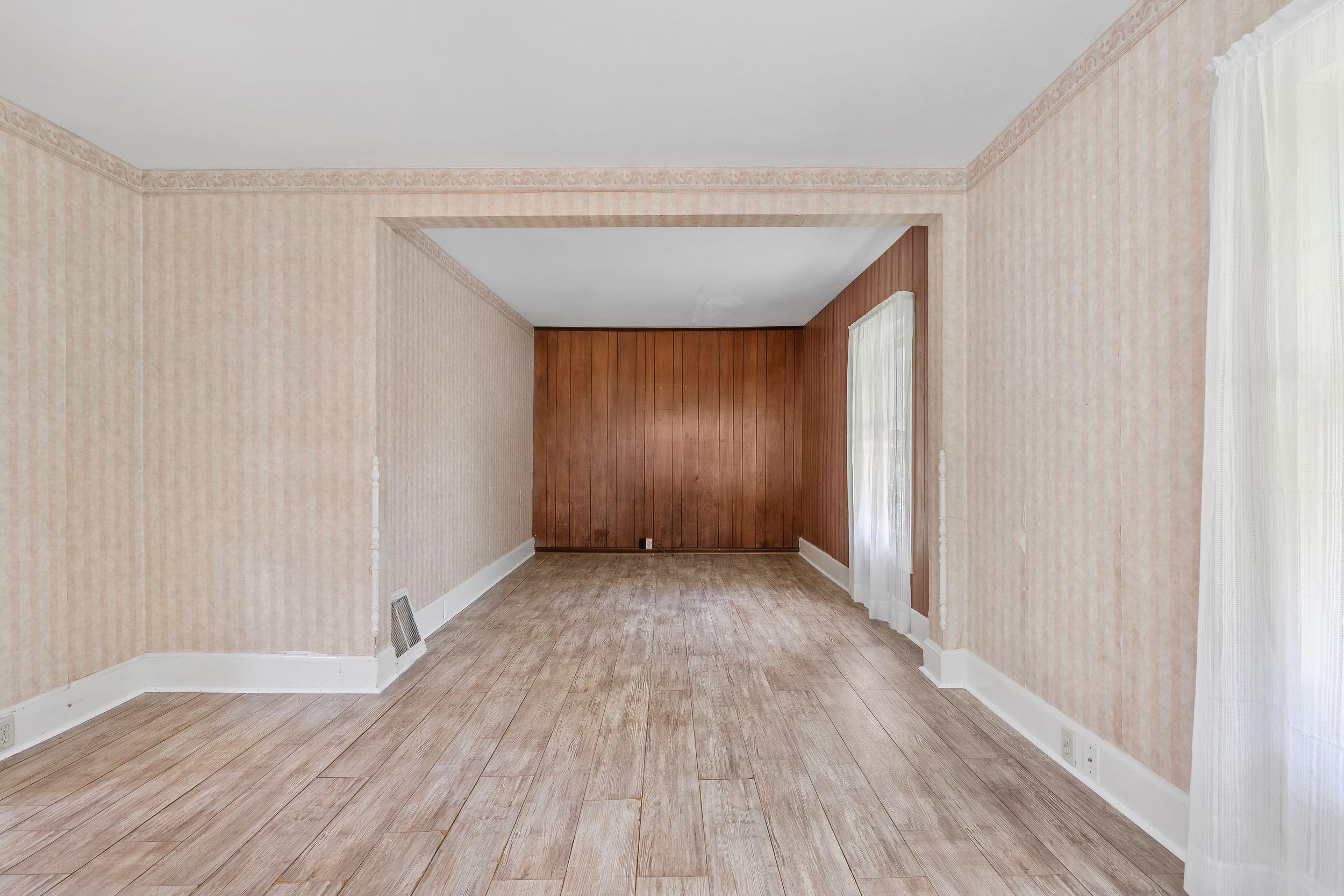 110 W LIBERTY Street
