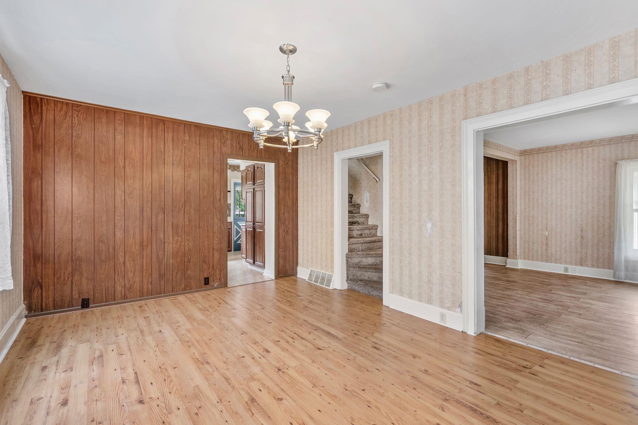 110 W LIBERTY Street