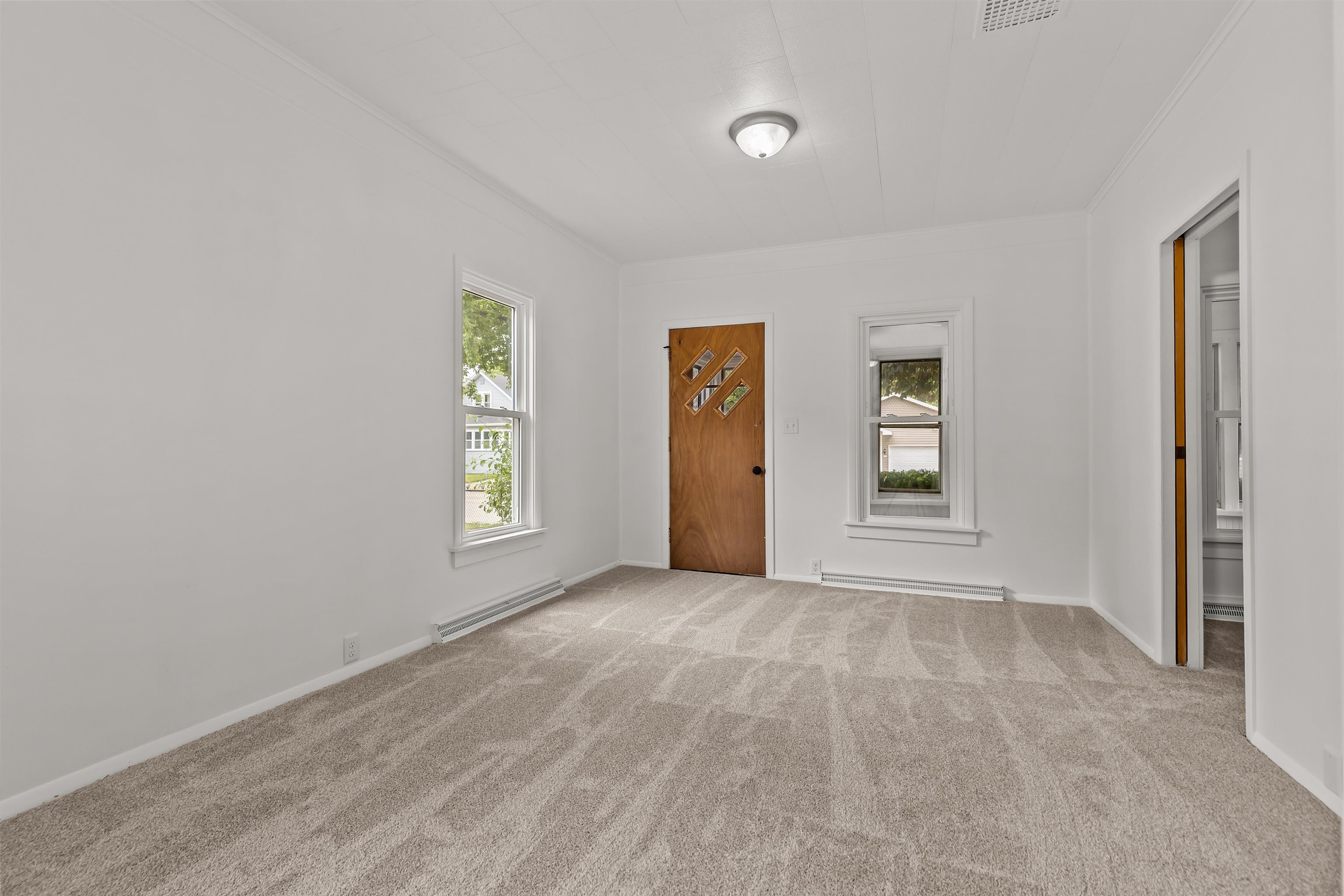 926 DOVE Street