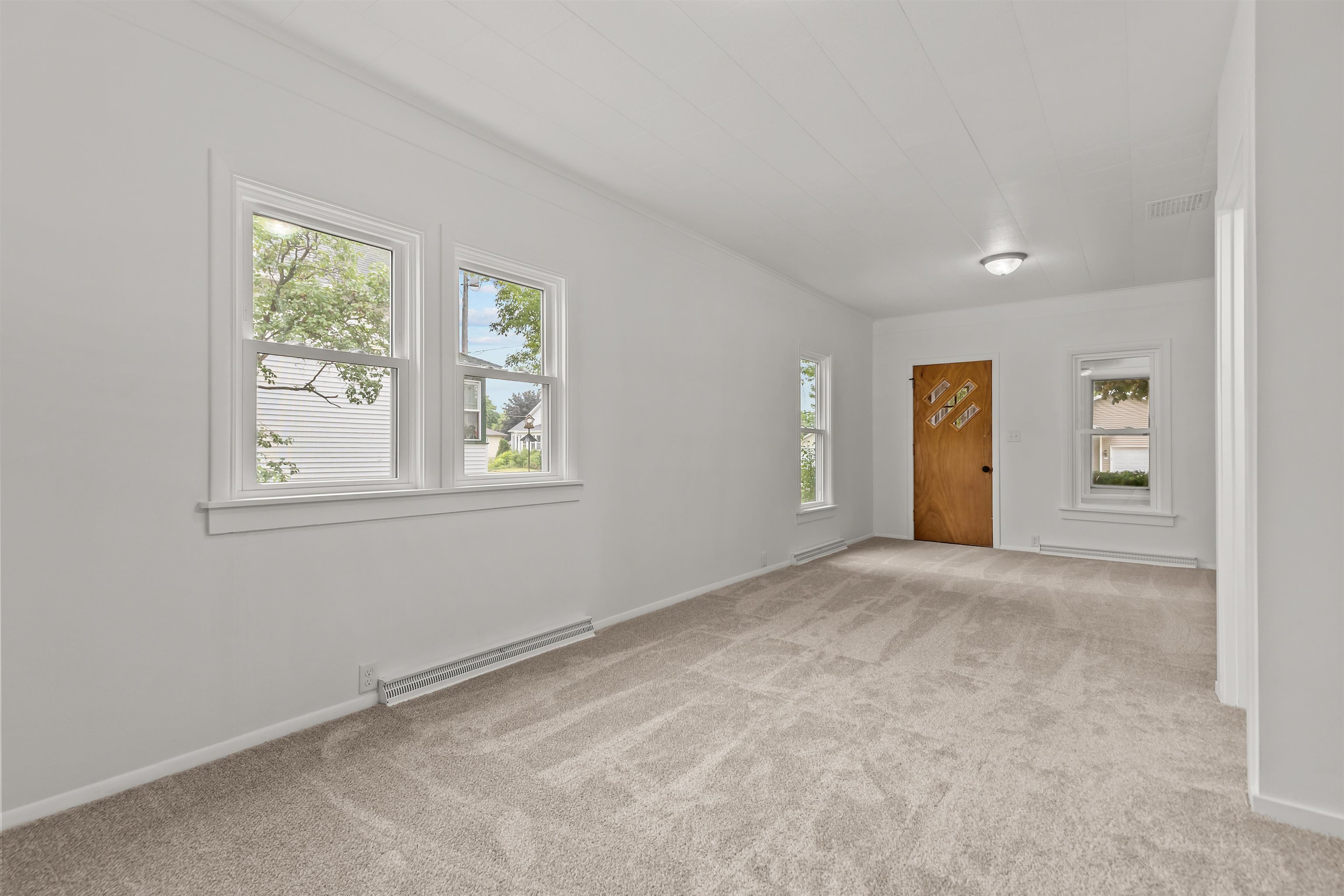 926 DOVE Street