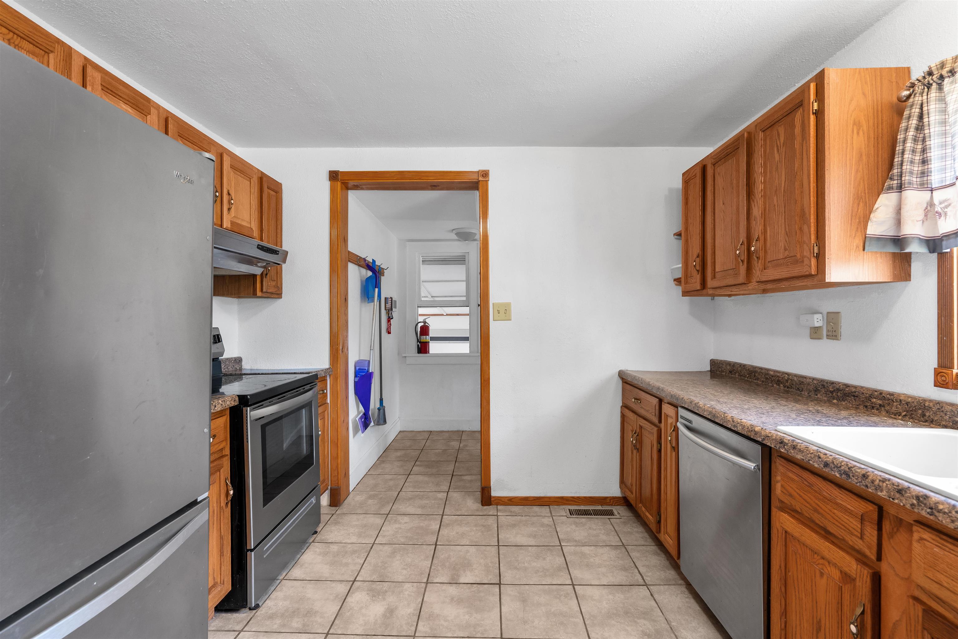 17 N 5TH Street
