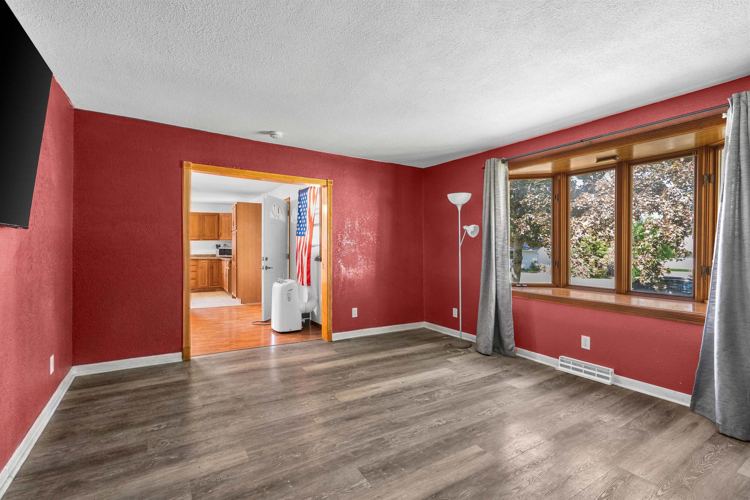 17 N 5TH Street