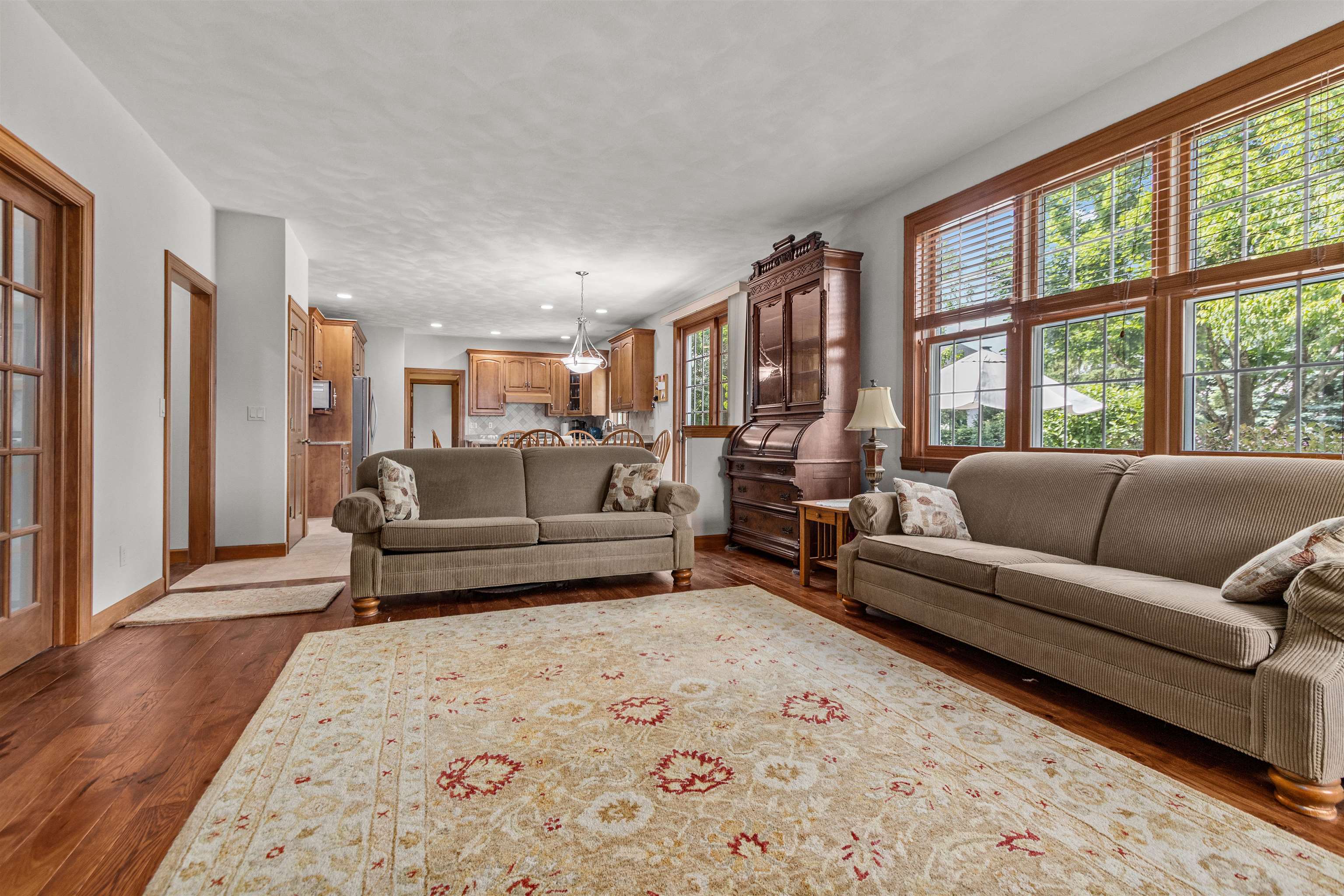 224 E CARRINGTON Lane