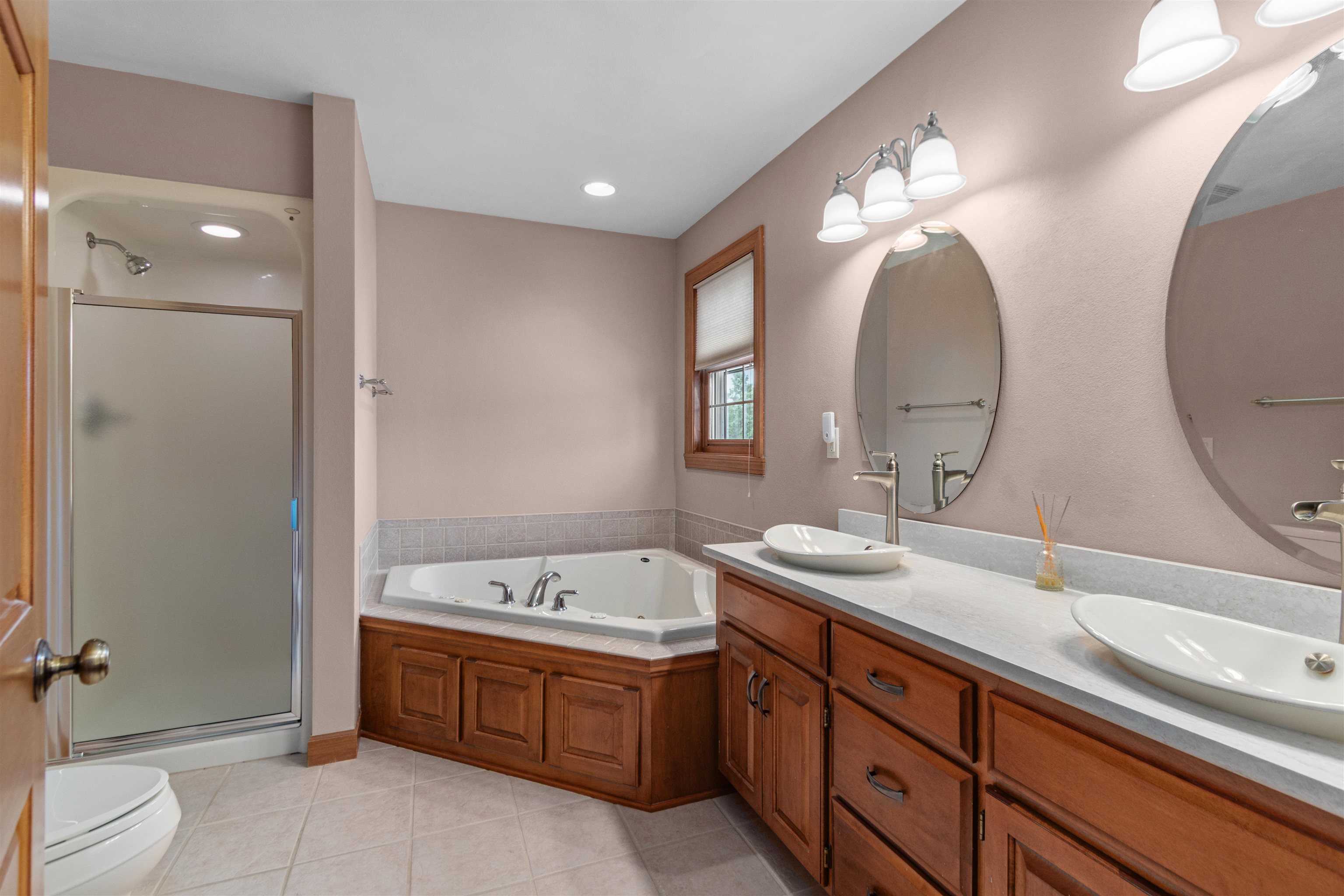 224 E CARRINGTON Lane