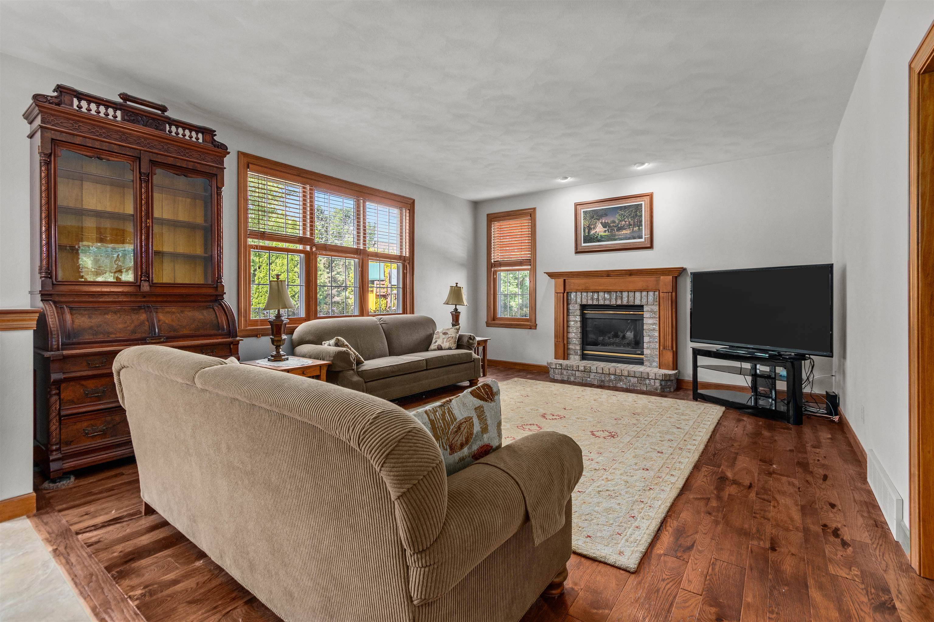 224 E CARRINGTON Lane