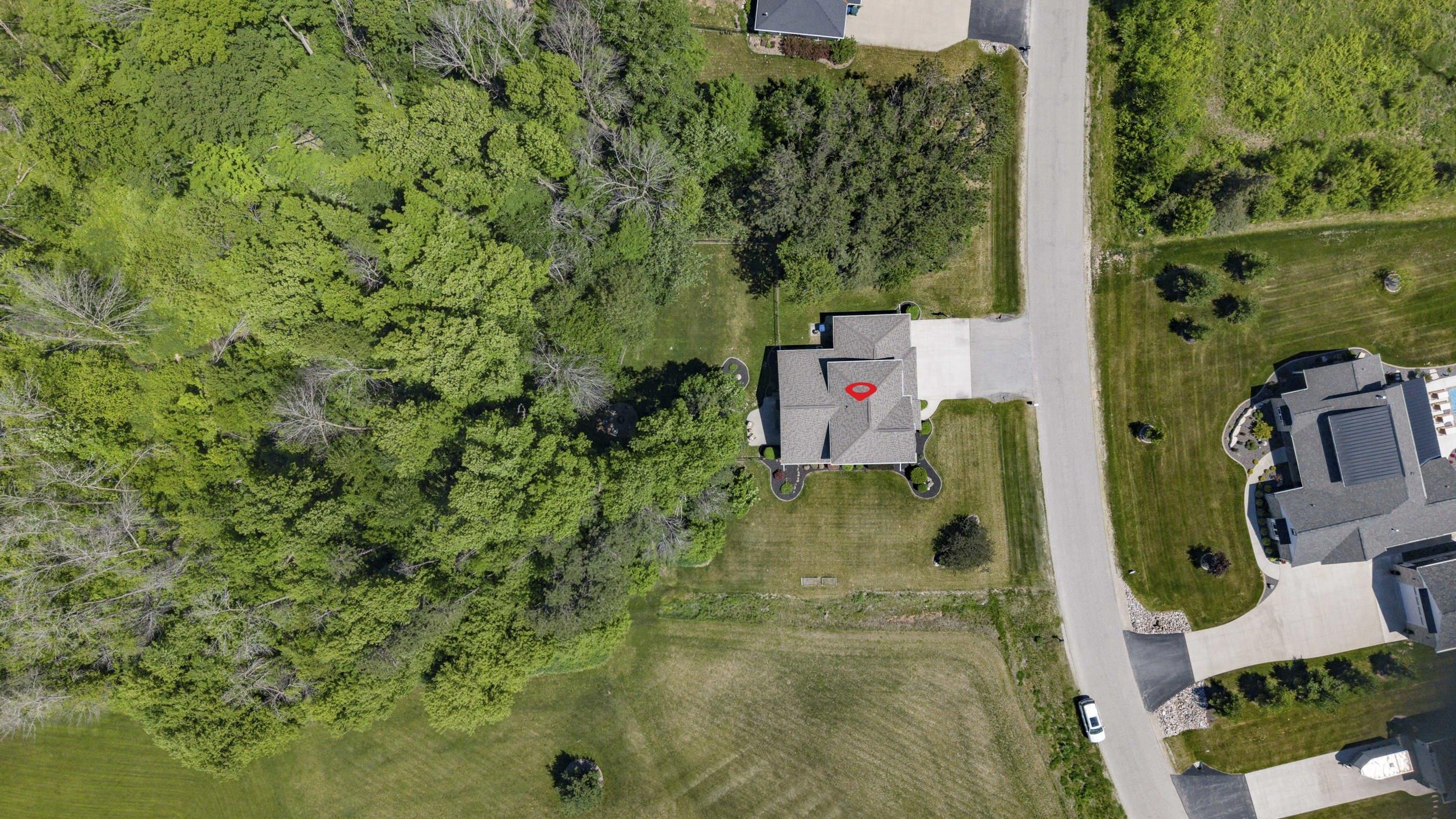 W7574 CROSS COUNTRY Lane