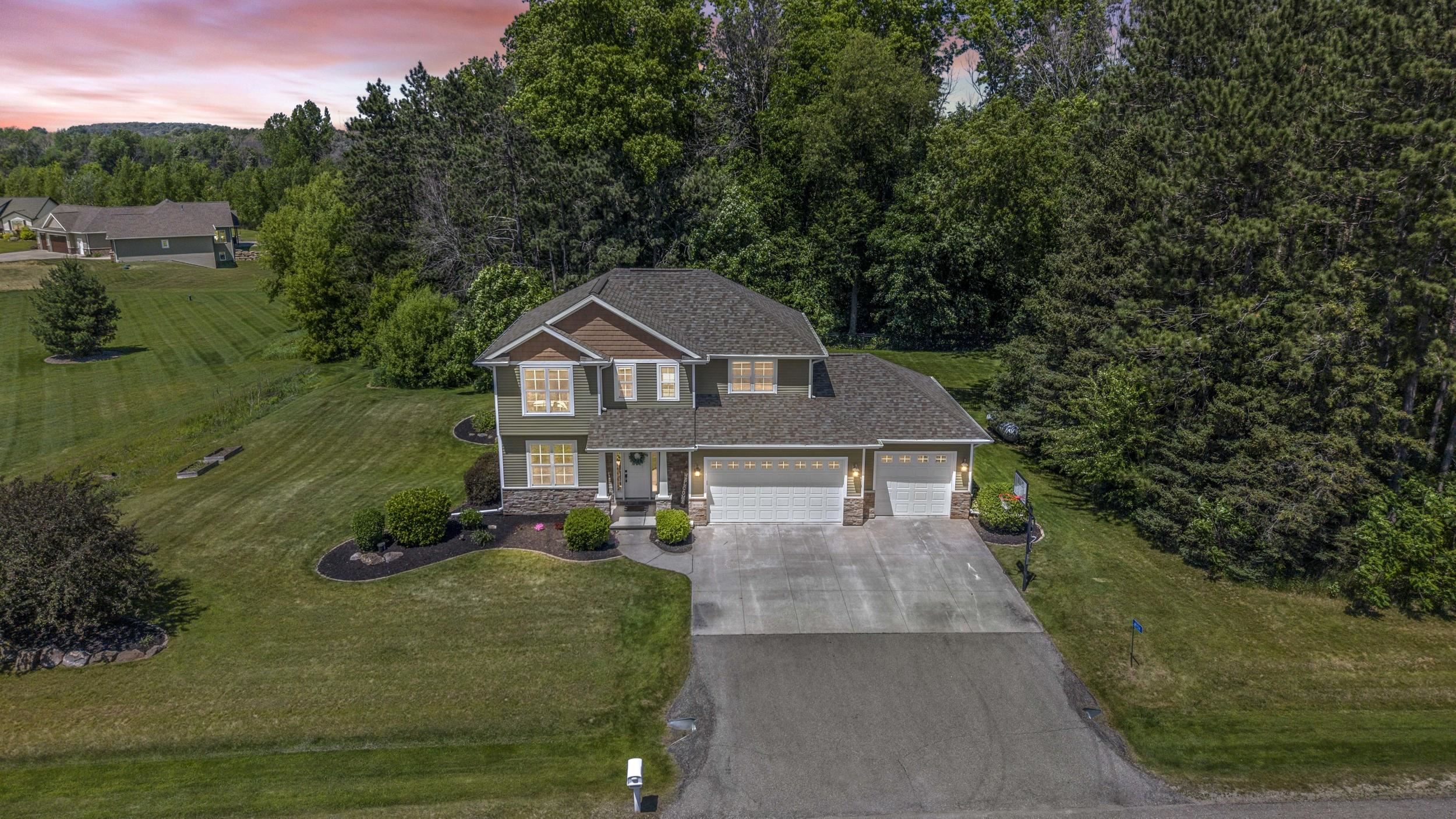 W7574 CROSS COUNTRY Lane