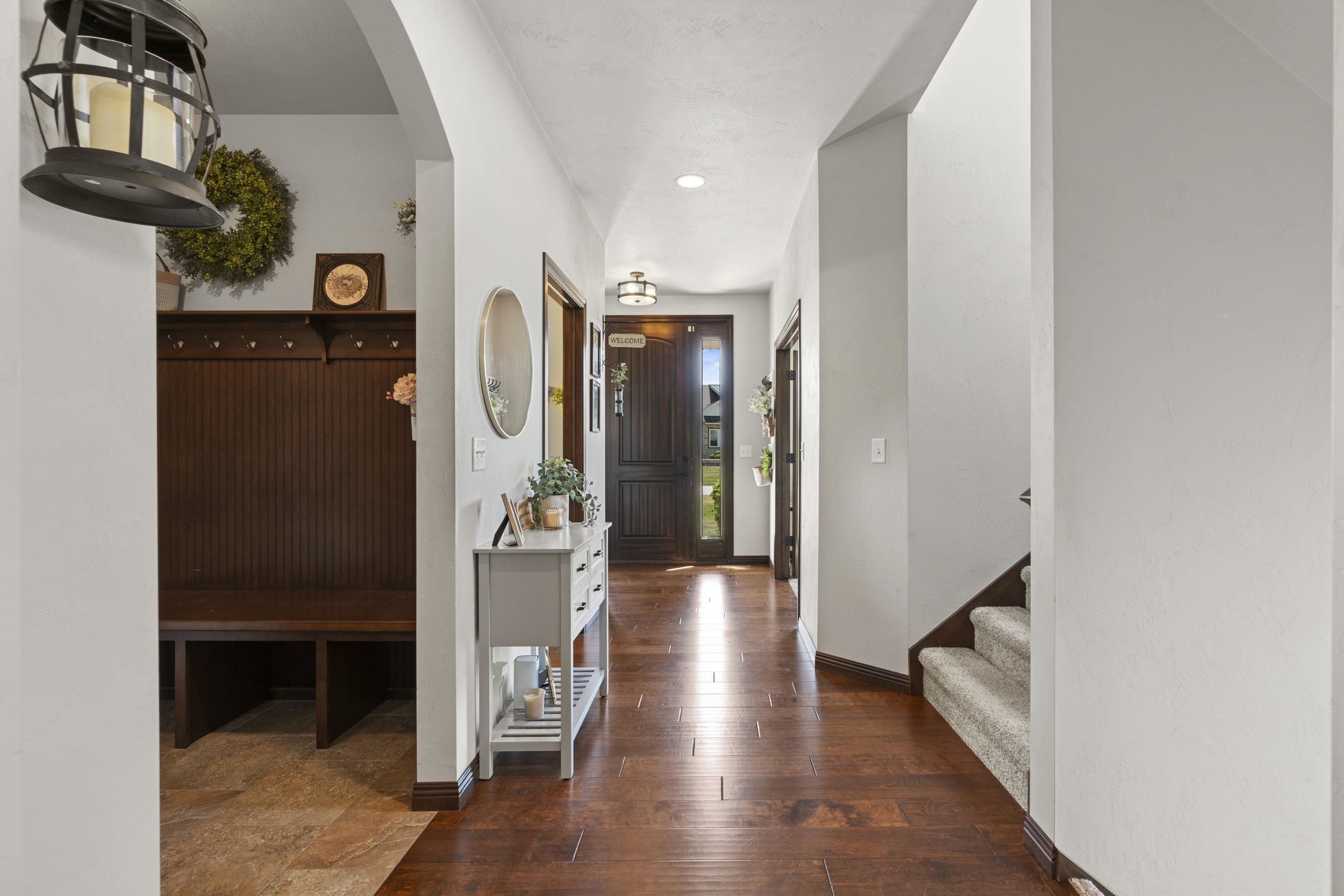 W7574 CROSS COUNTRY Lane