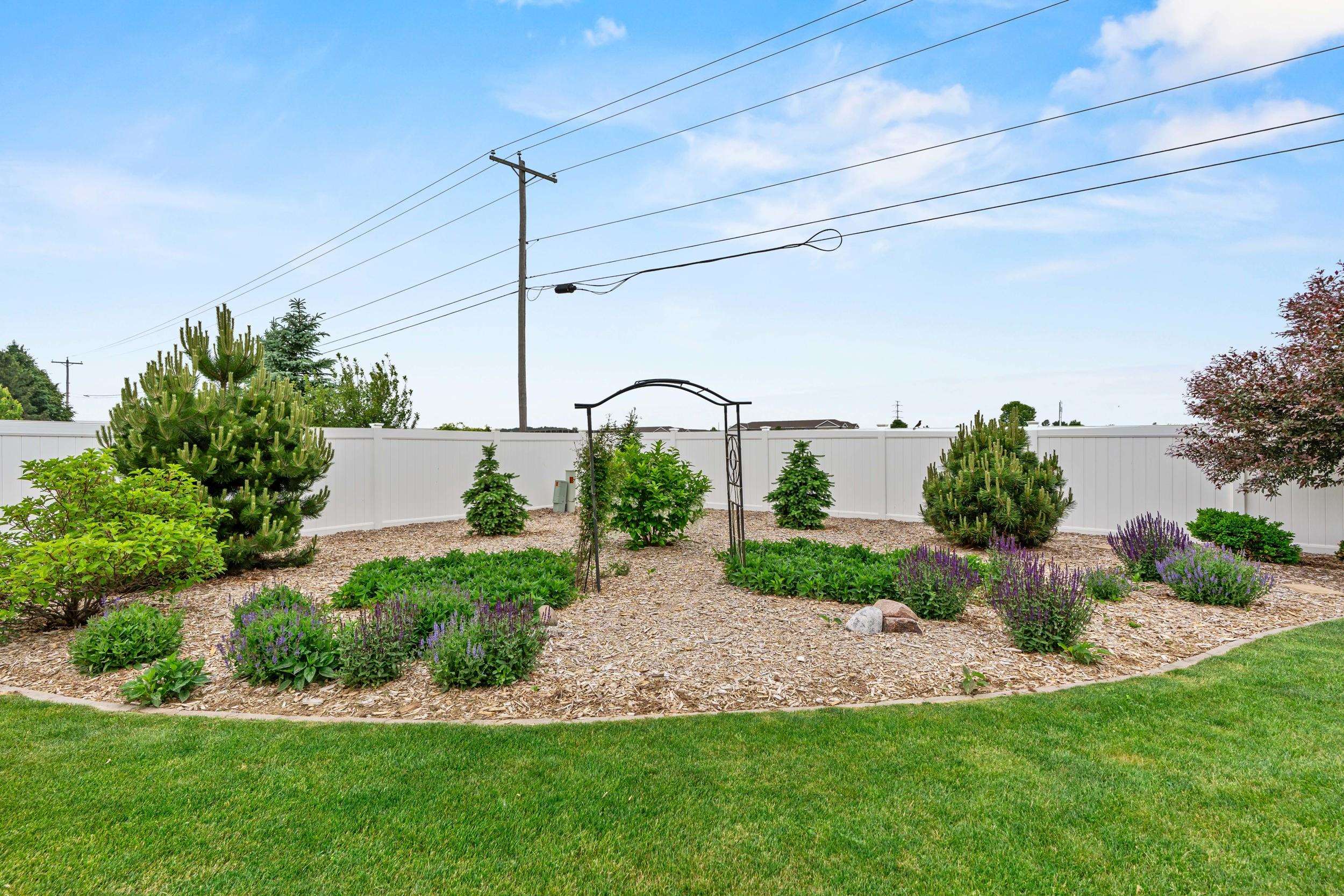 5111 N GALA Court