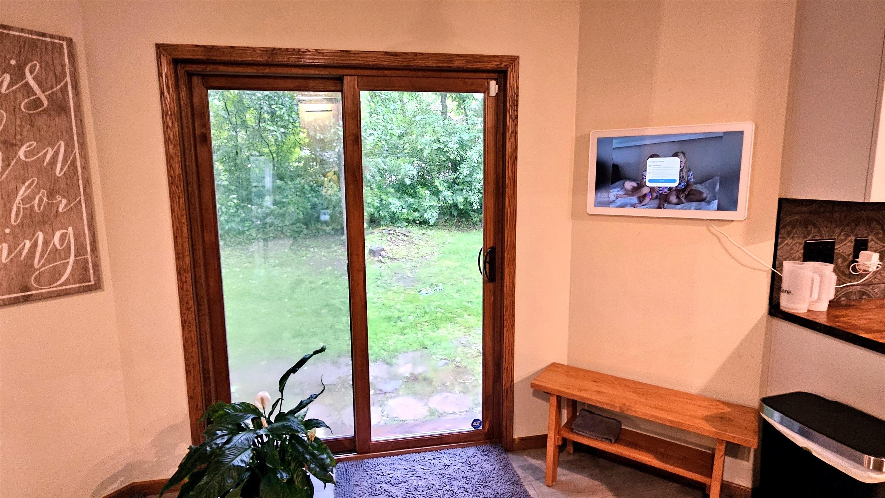 8411 RIDGEVIEW Court