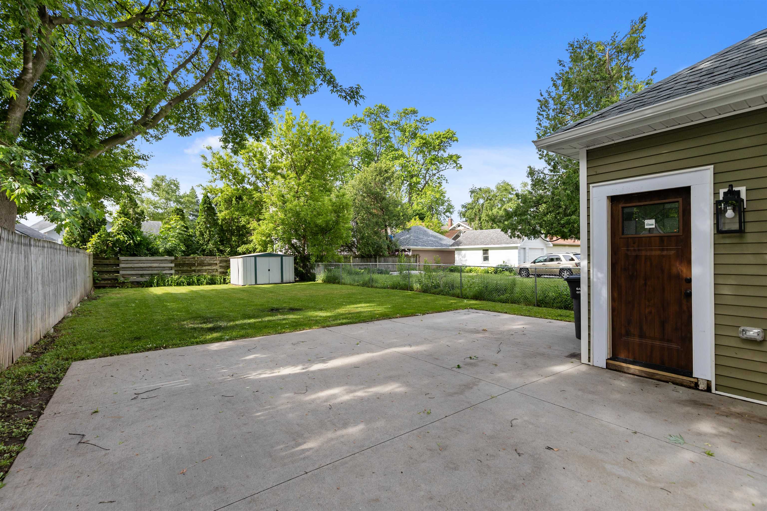 229 FULTON Avenue