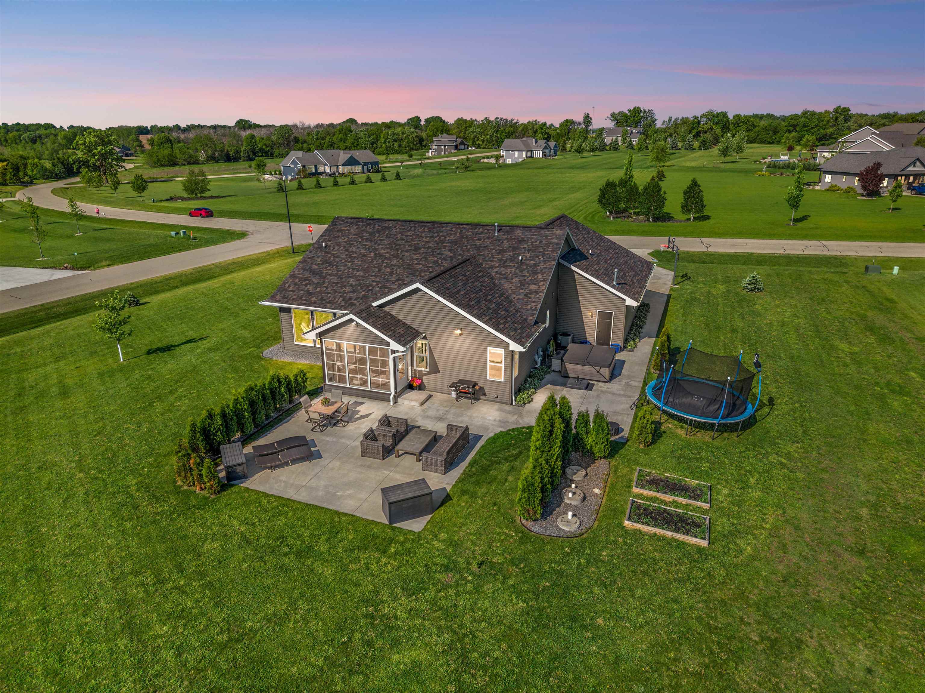 6636 RUSTIC OAKS Drive