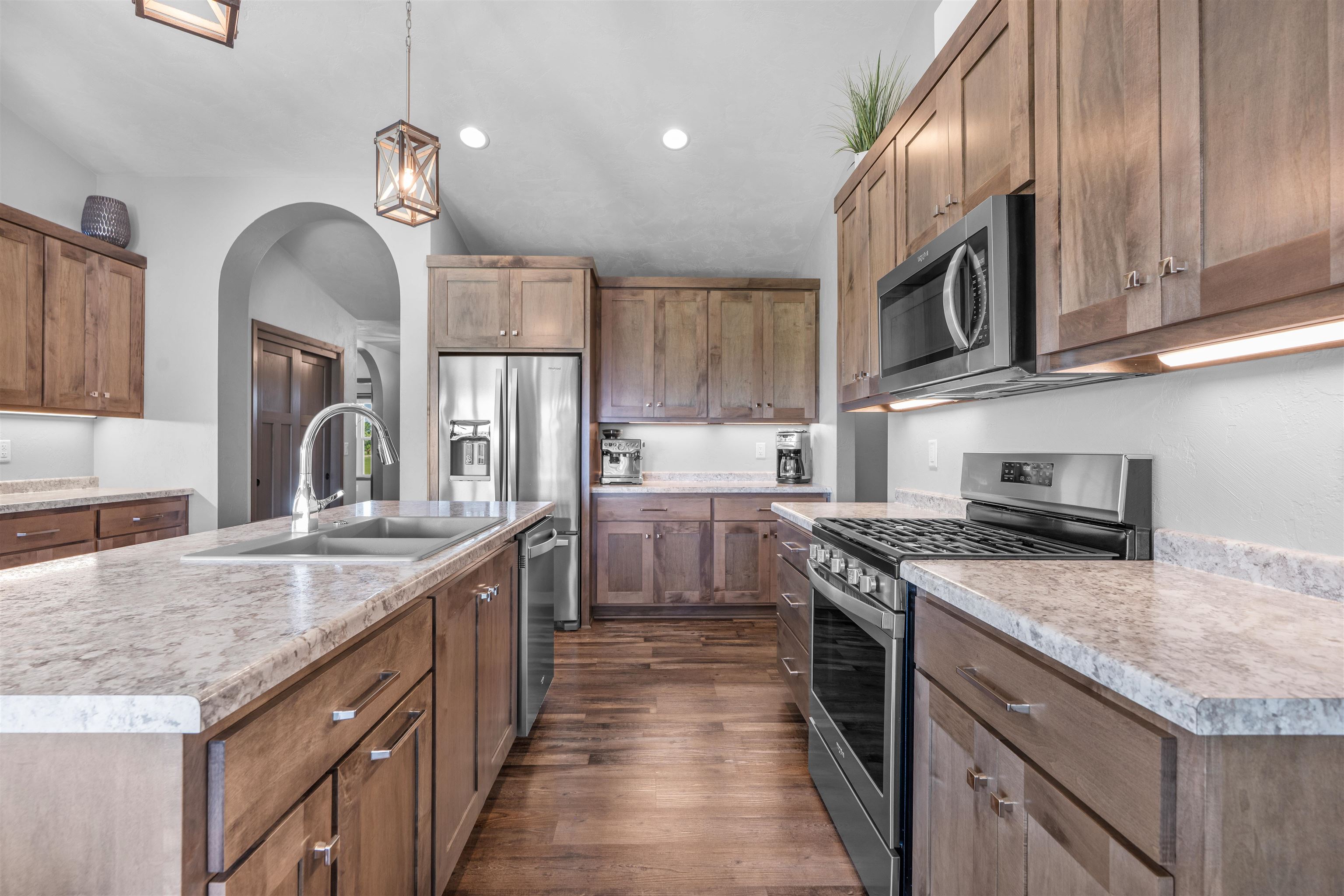 6636 RUSTIC OAKS Drive