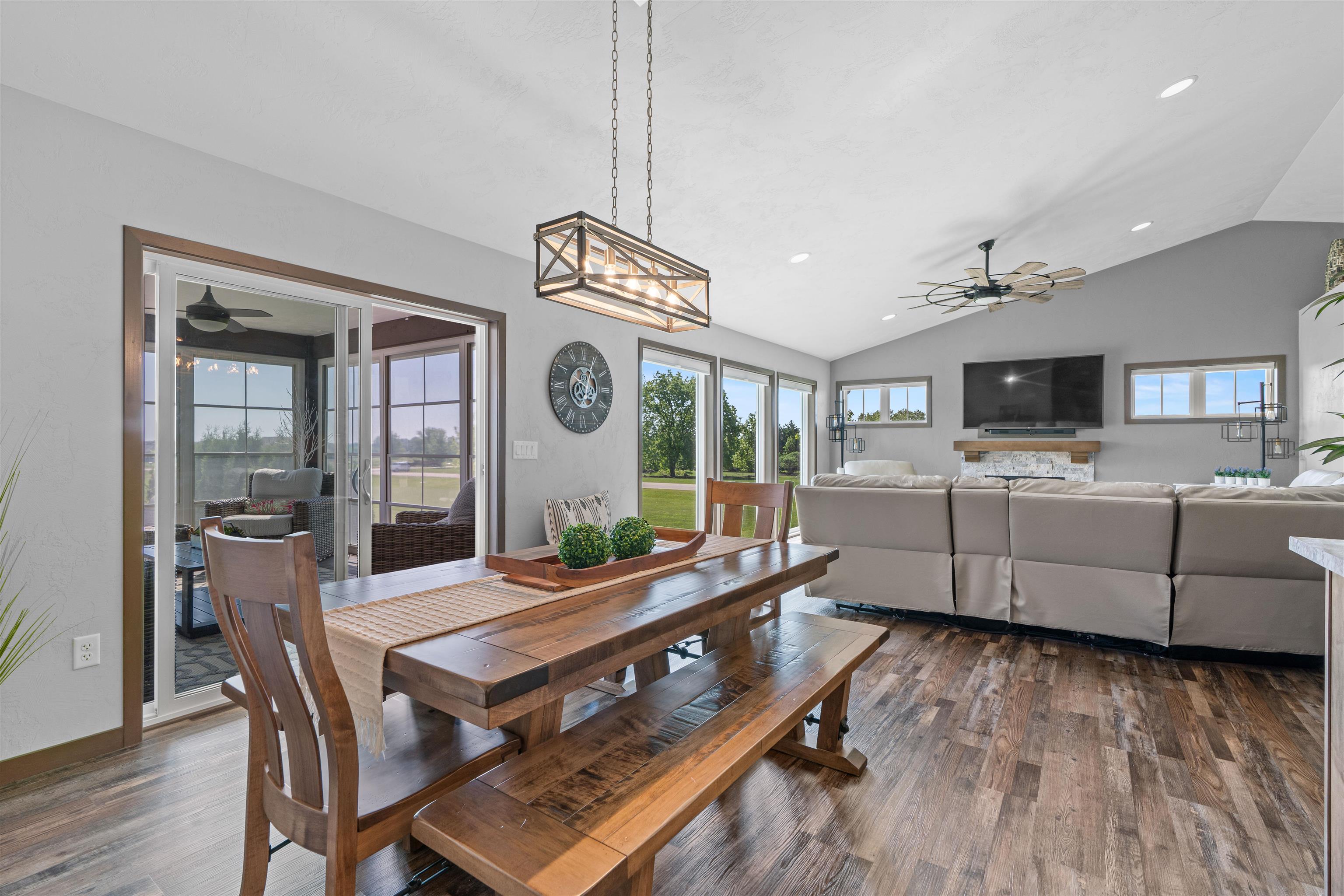 6636 RUSTIC OAKS Drive