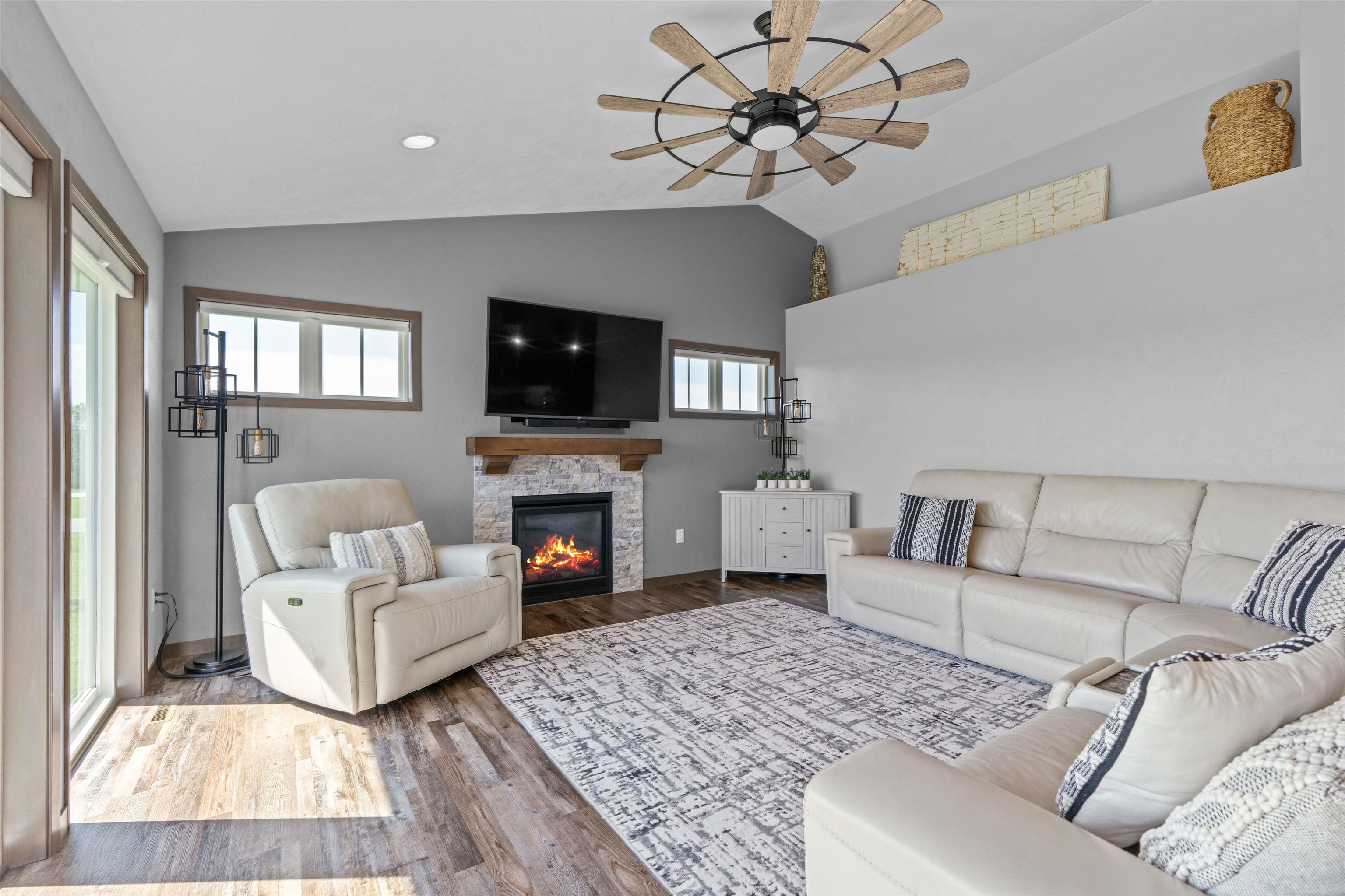 6636 RUSTIC OAKS Drive