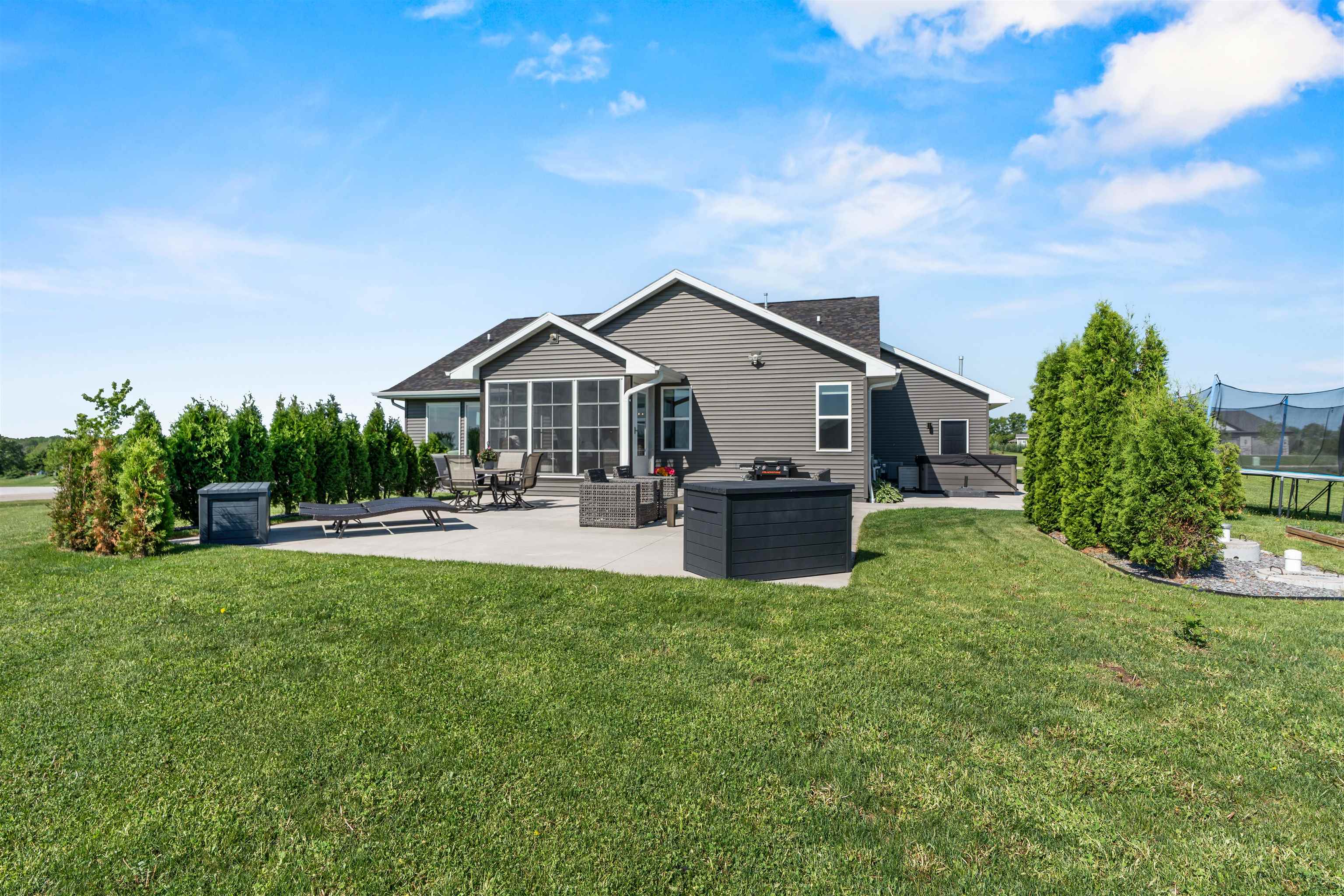 6636 RUSTIC OAKS Drive