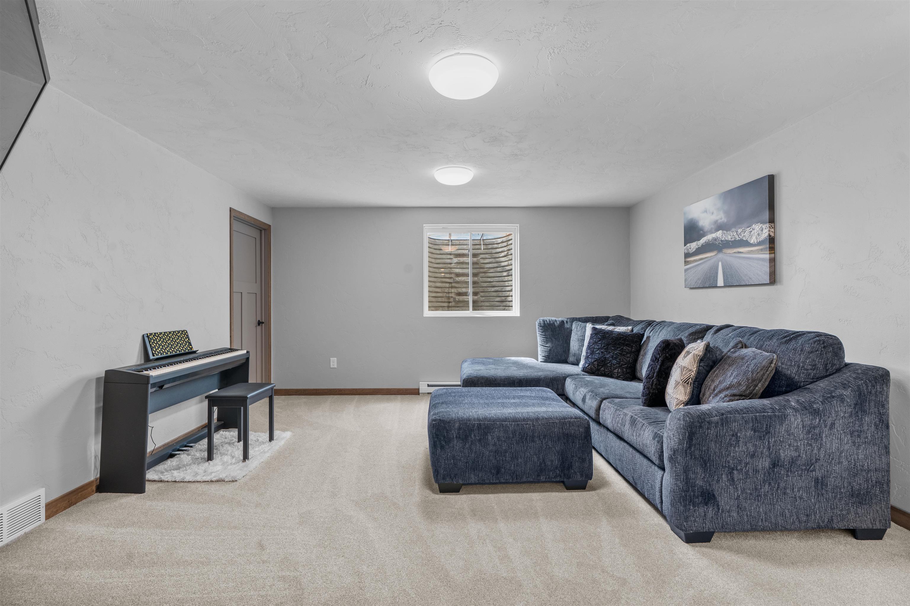 6636 RUSTIC OAKS Drive