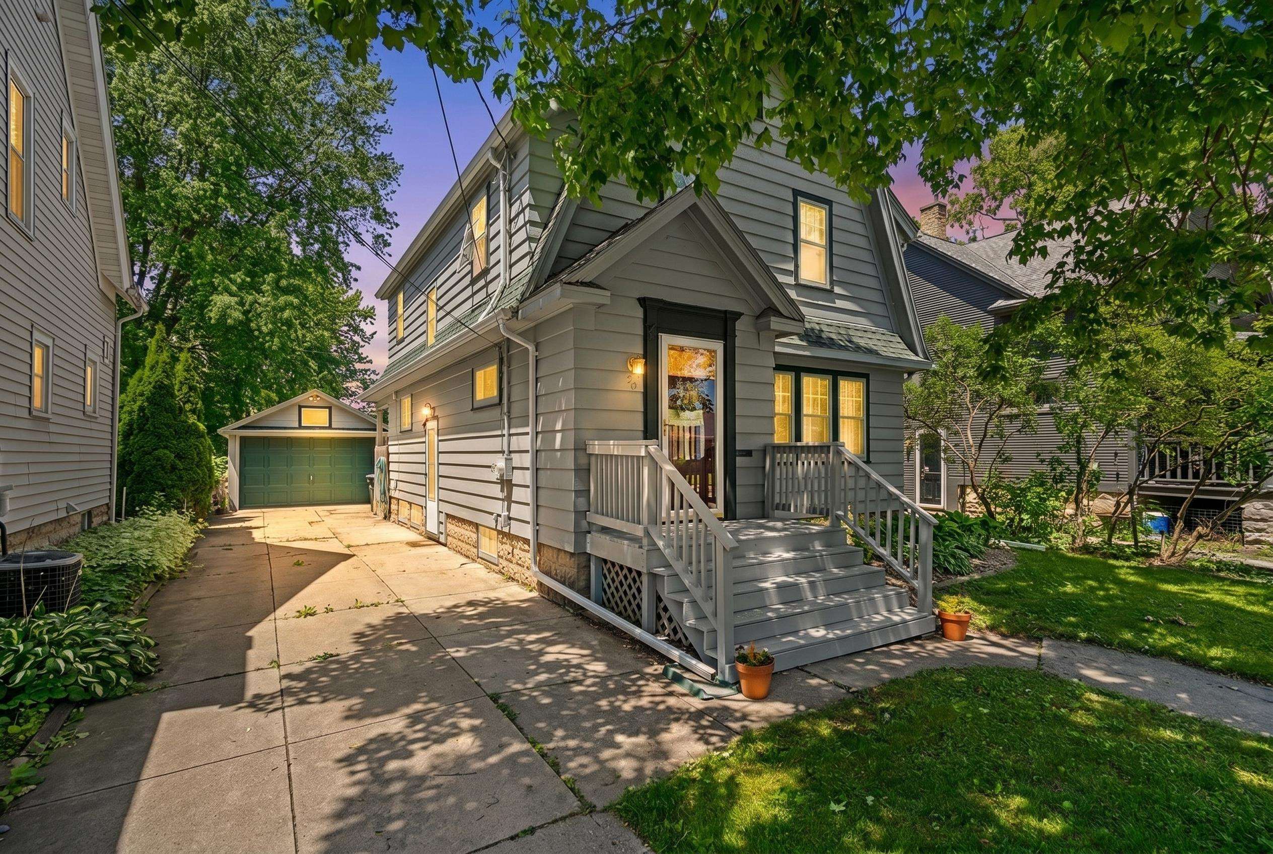 59 BOWEN Street