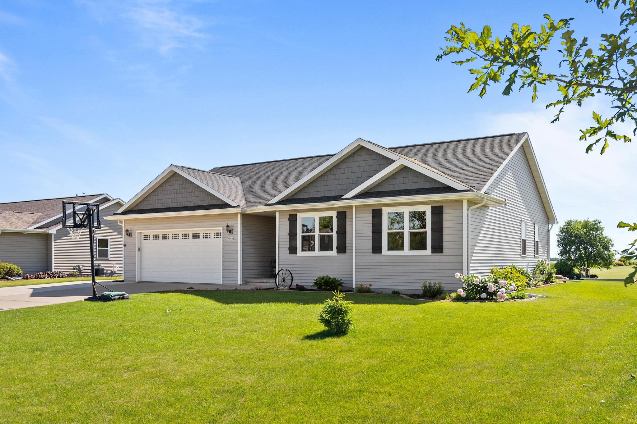 W6115 SHERWOOD POINT Drive