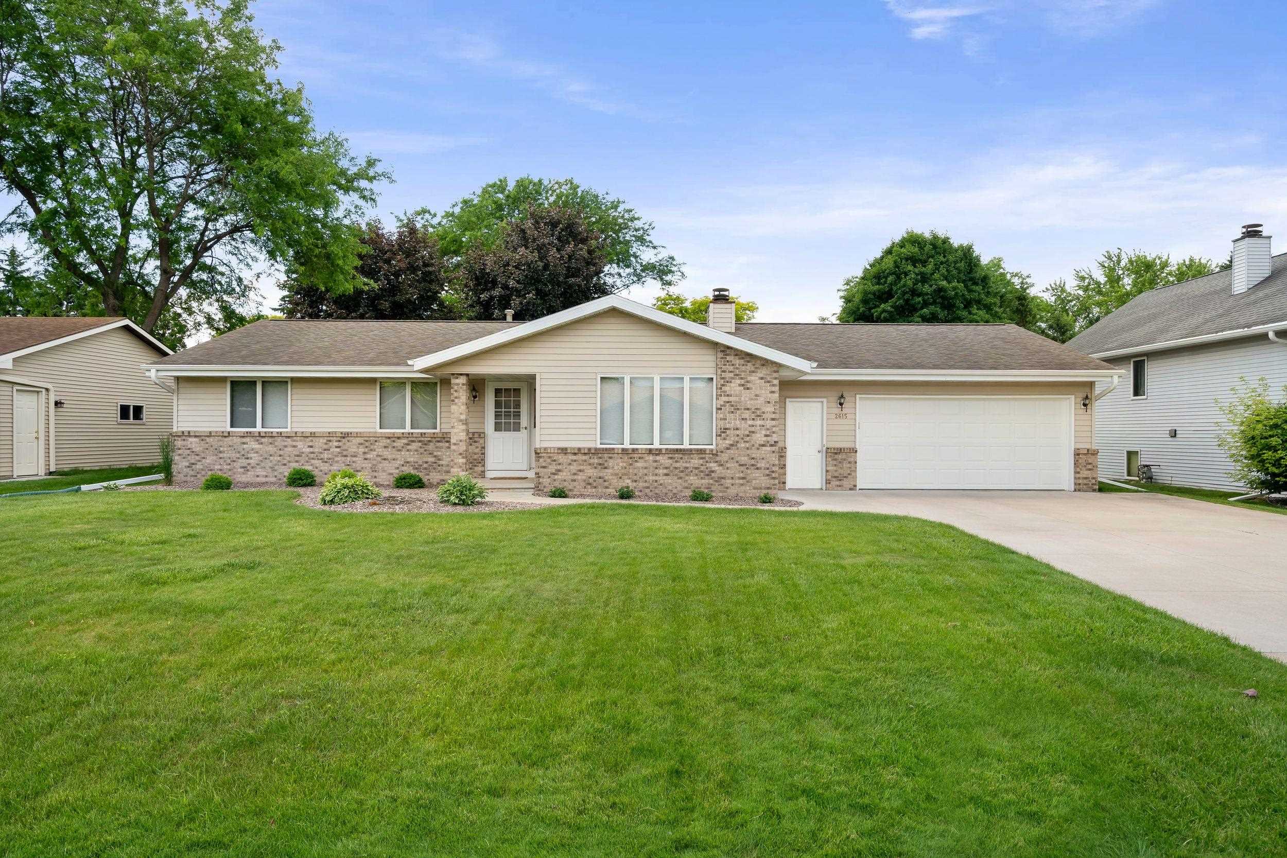 2615 W SUNNYVIEW Circle
