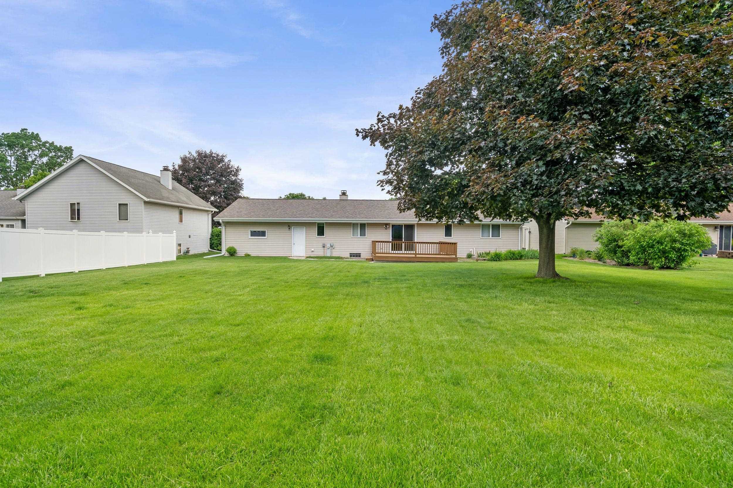 2615 W SUNNYVIEW Circle