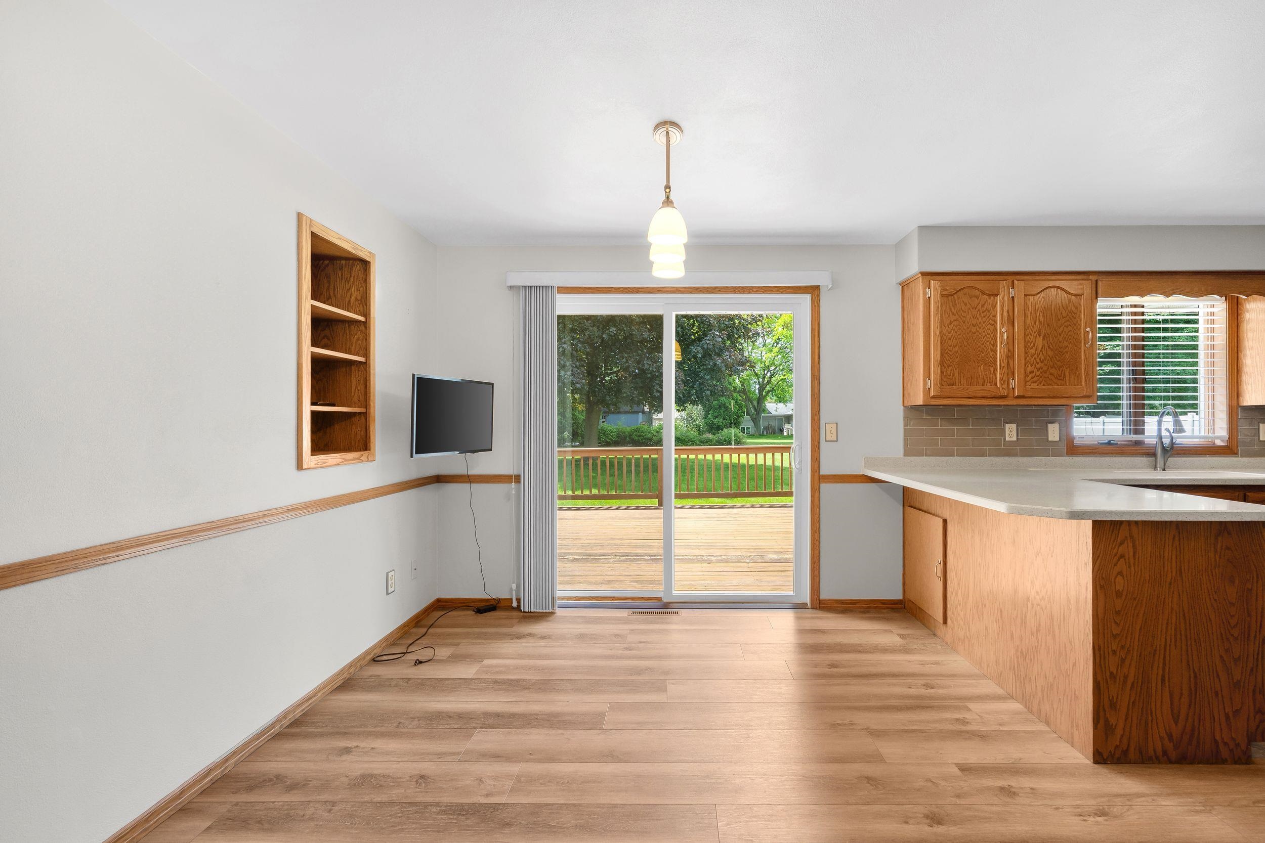 2615 W SUNNYVIEW Circle