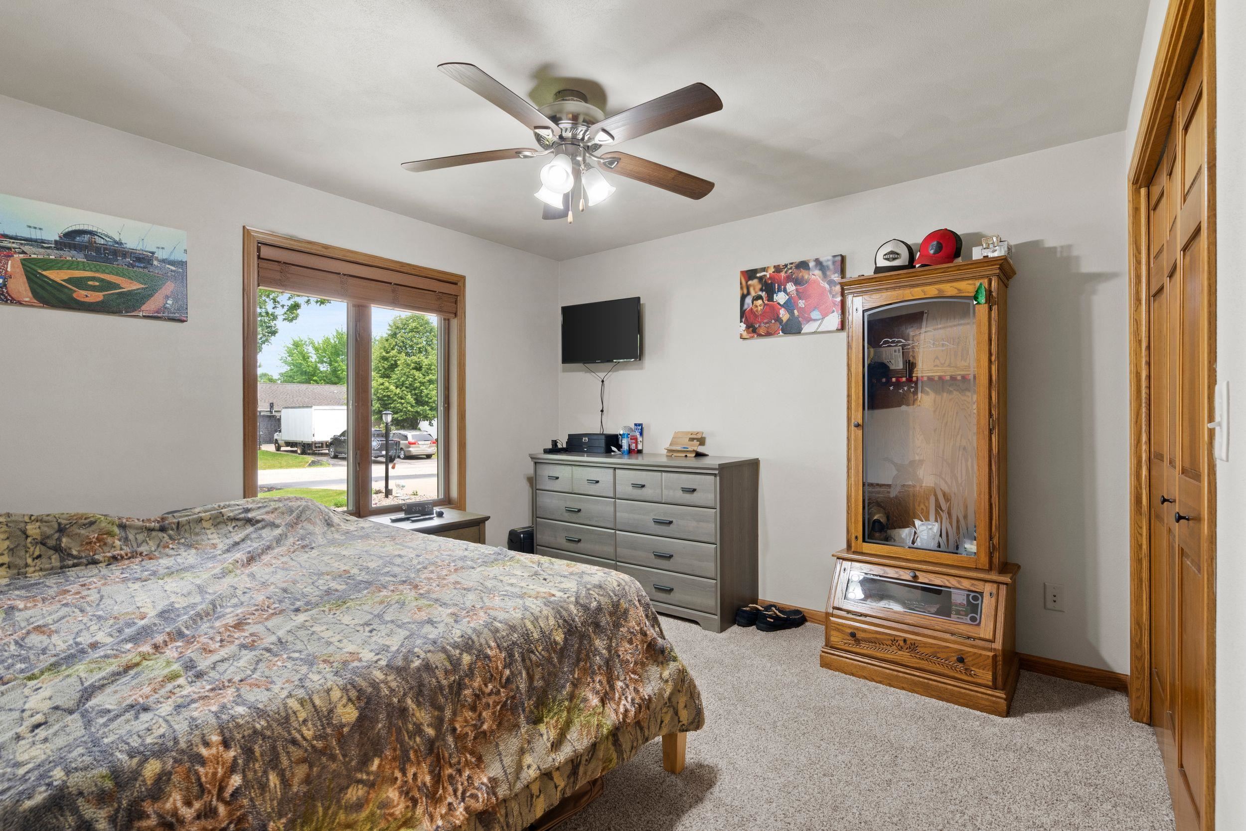 W2585 OAKBROOK Court