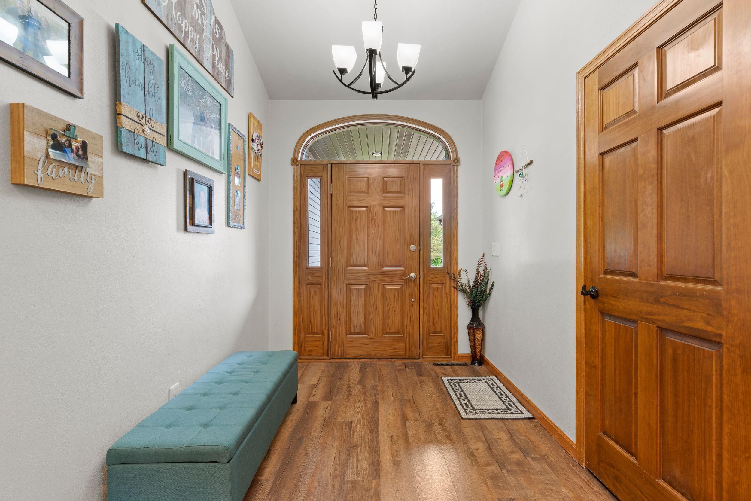 W2585 OAKBROOK Court
