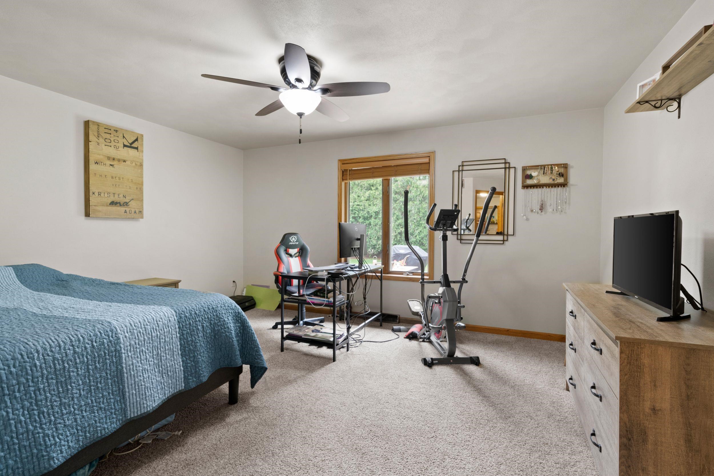 W2585 OAKBROOK Court