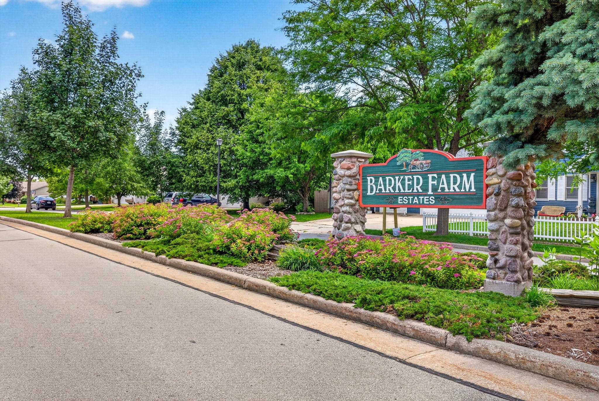 1438 CHESTERFIELD Court