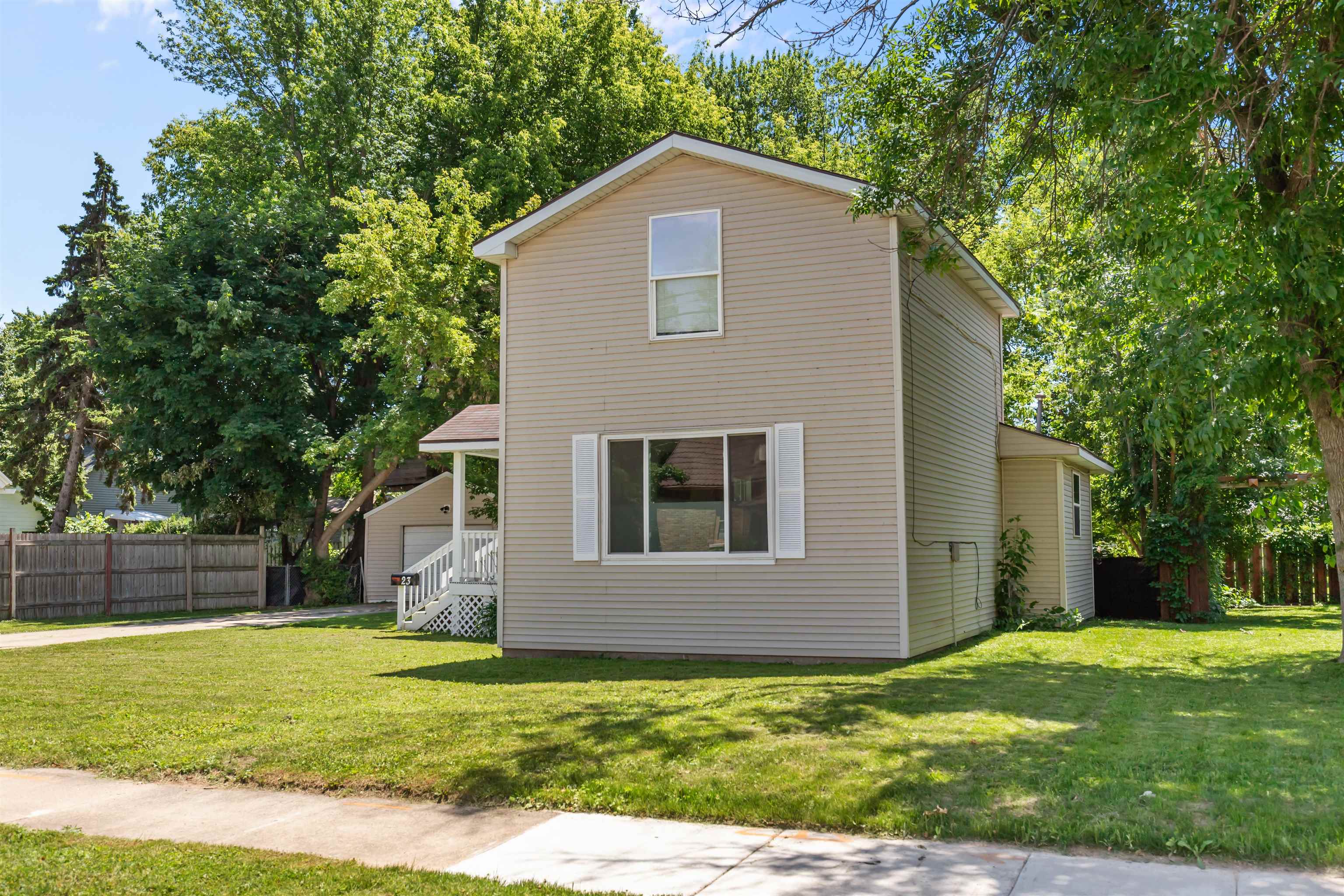 23 W NEVADA Avenue