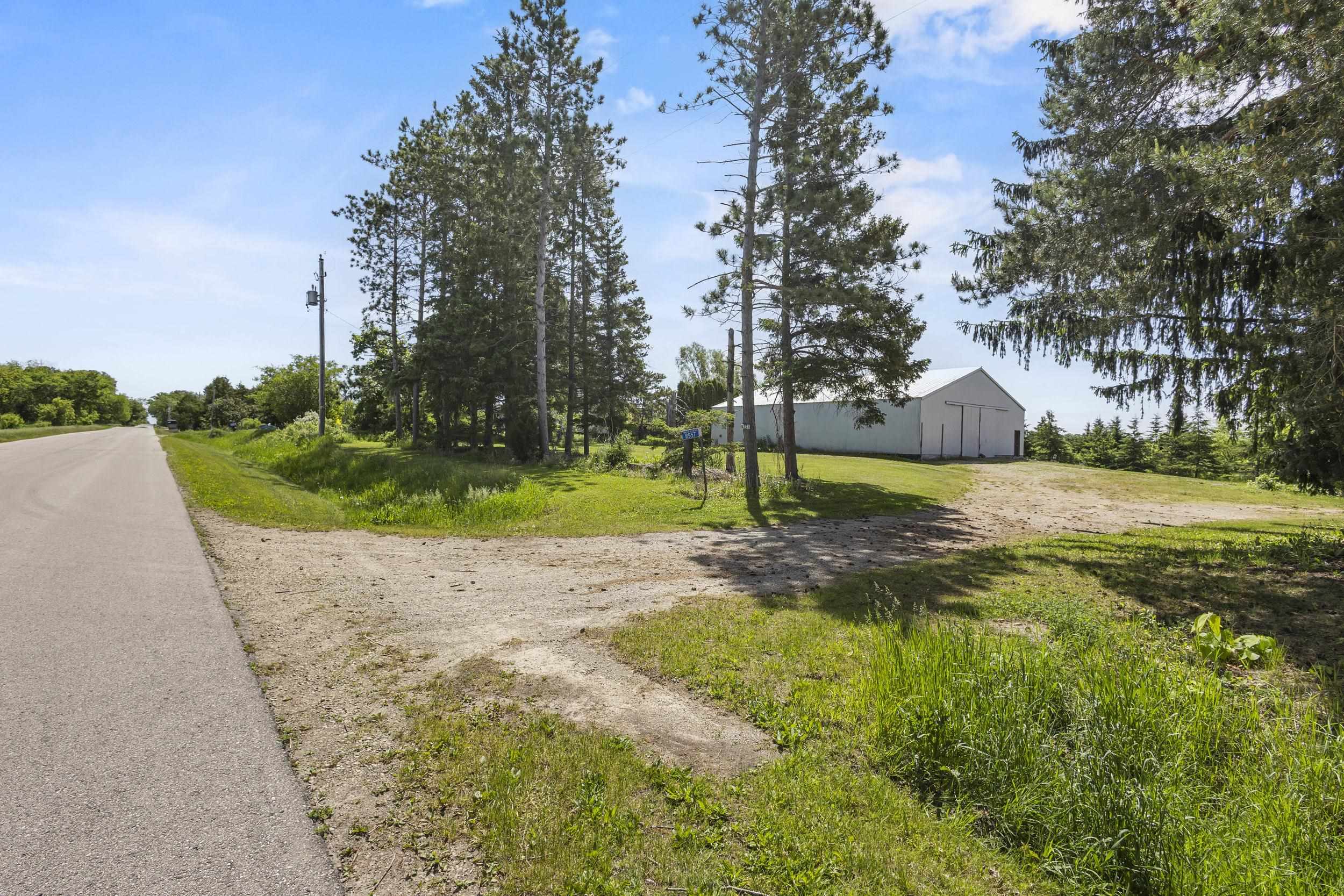 8557 LIBERTY SCHOOL Road