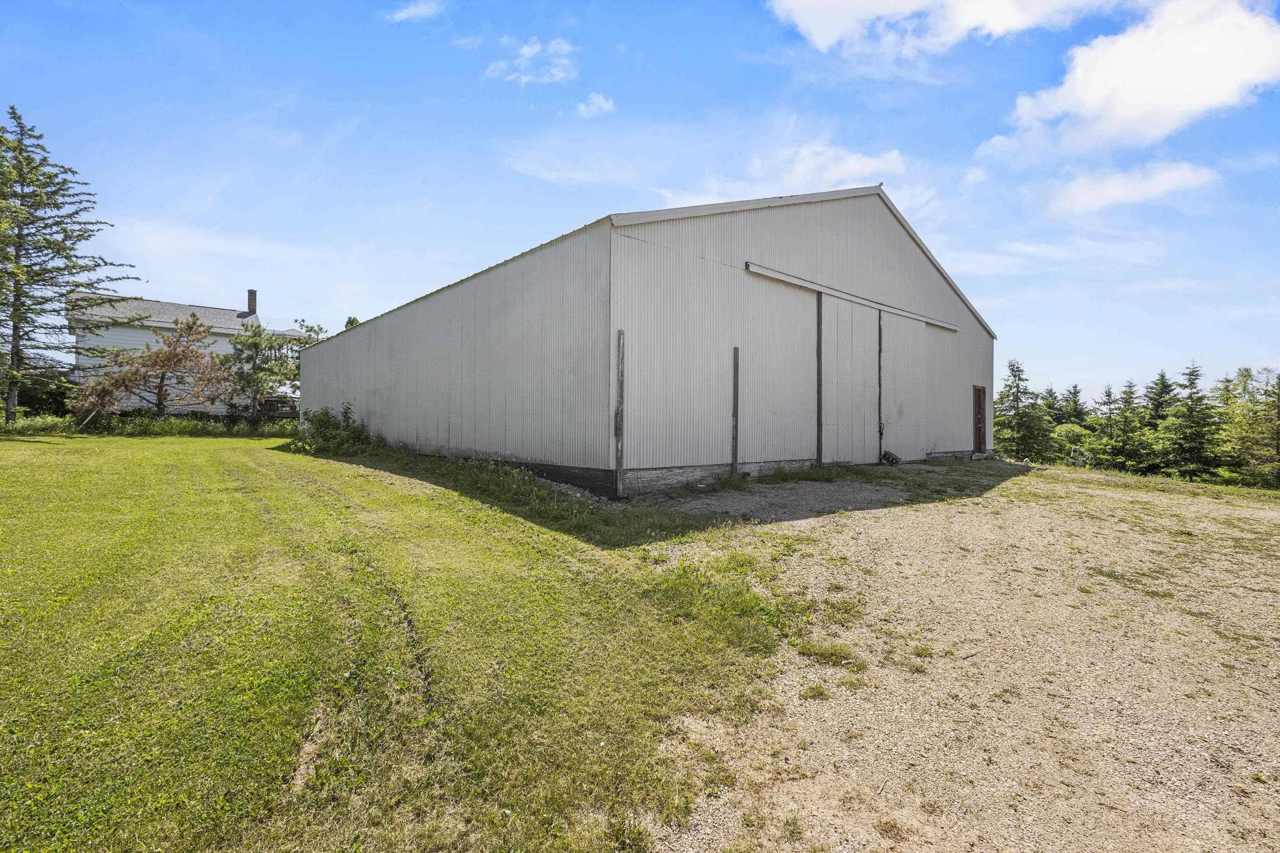 8557 LIBERTY SCHOOL Road