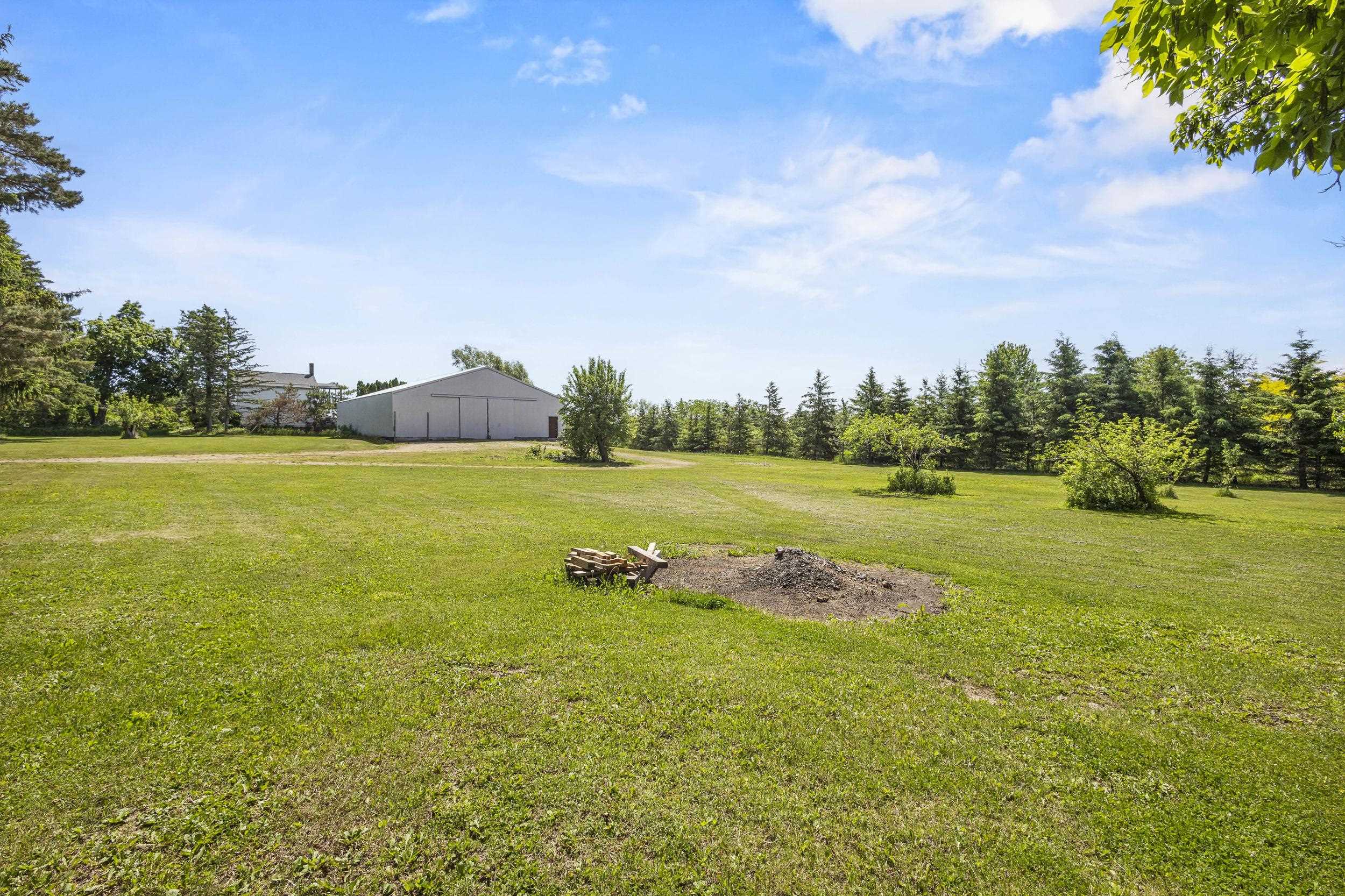 8557 LIBERTY SCHOOL Road