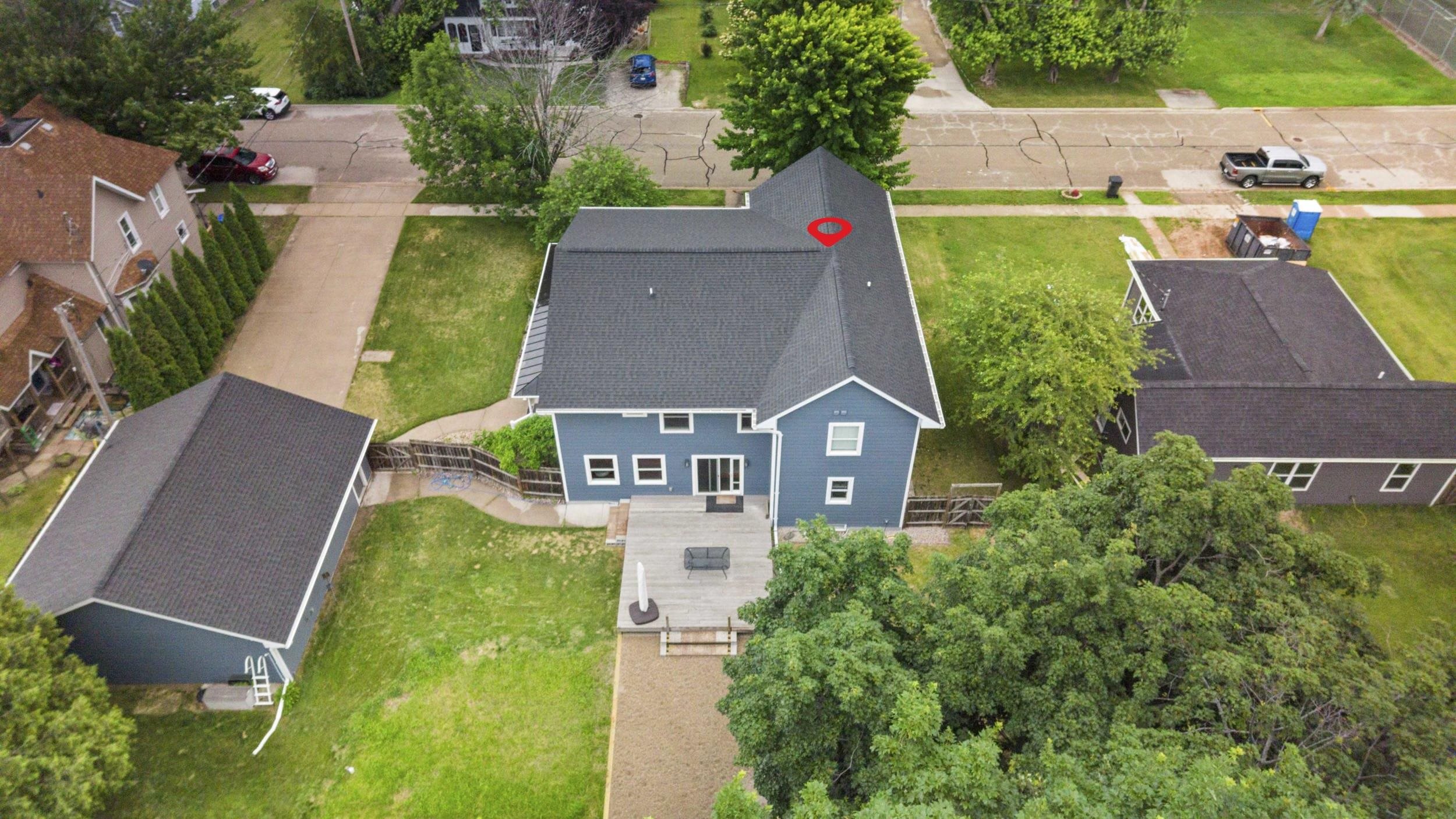 107 W SUMNER Street