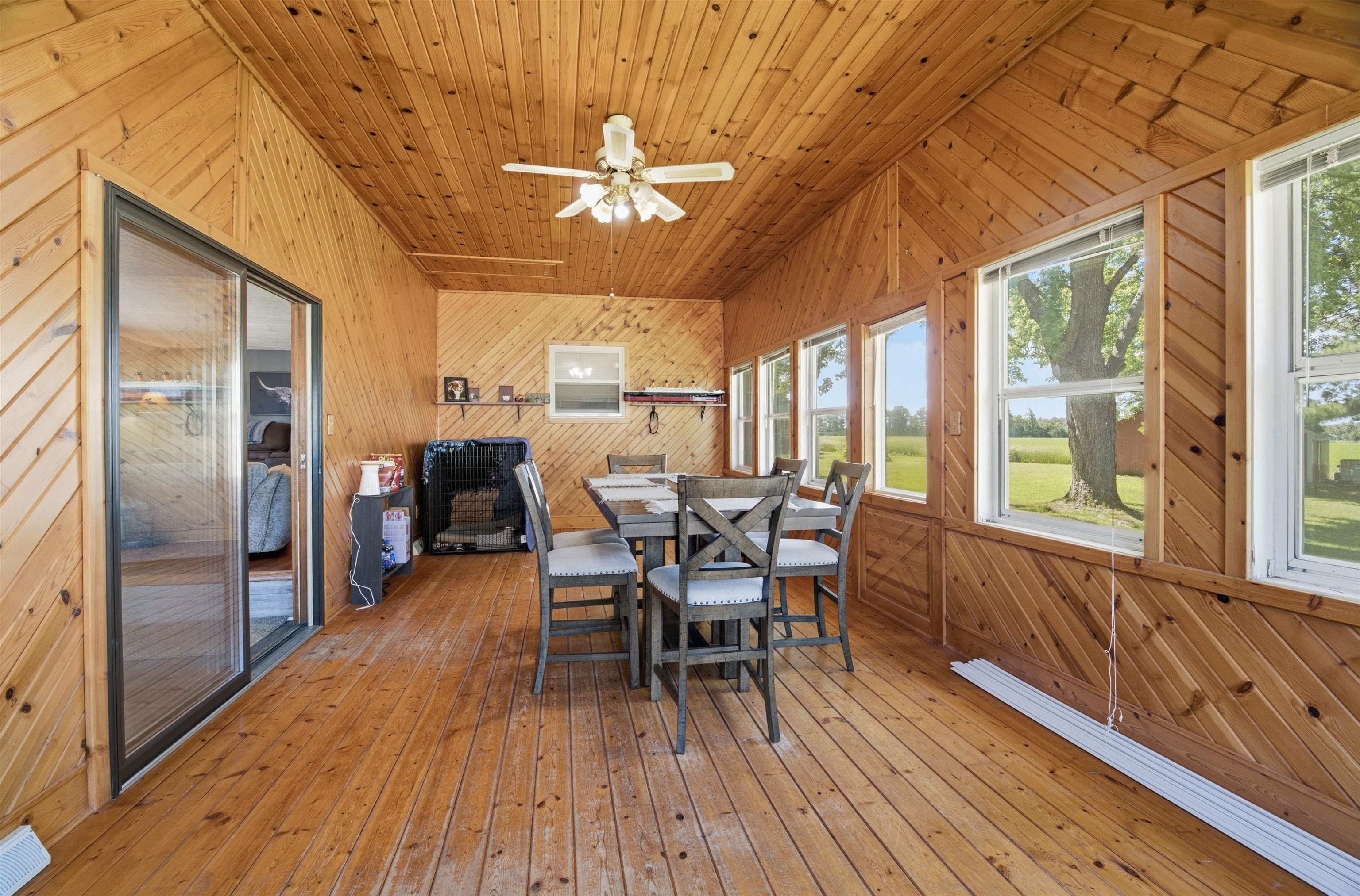 W10531 ROLOFF Road