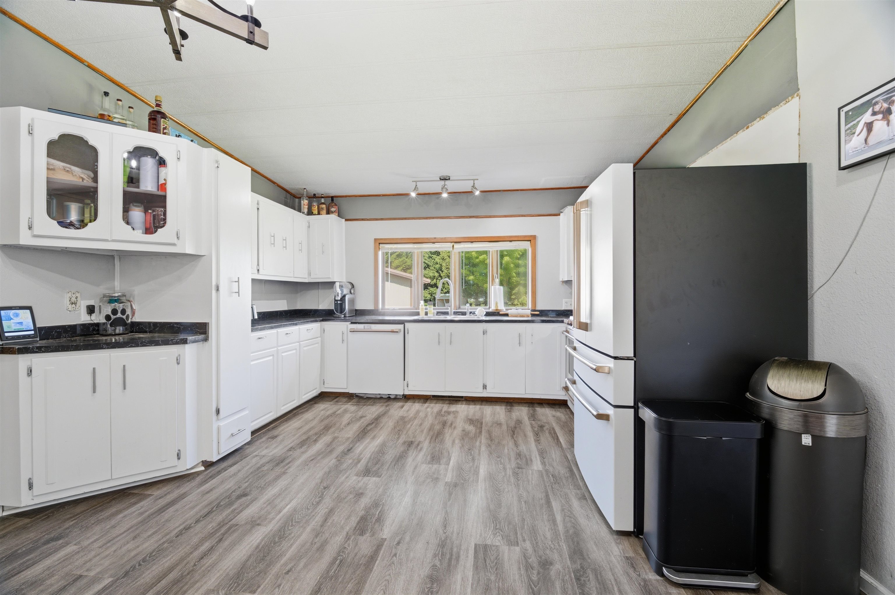 W10531 ROLOFF Road