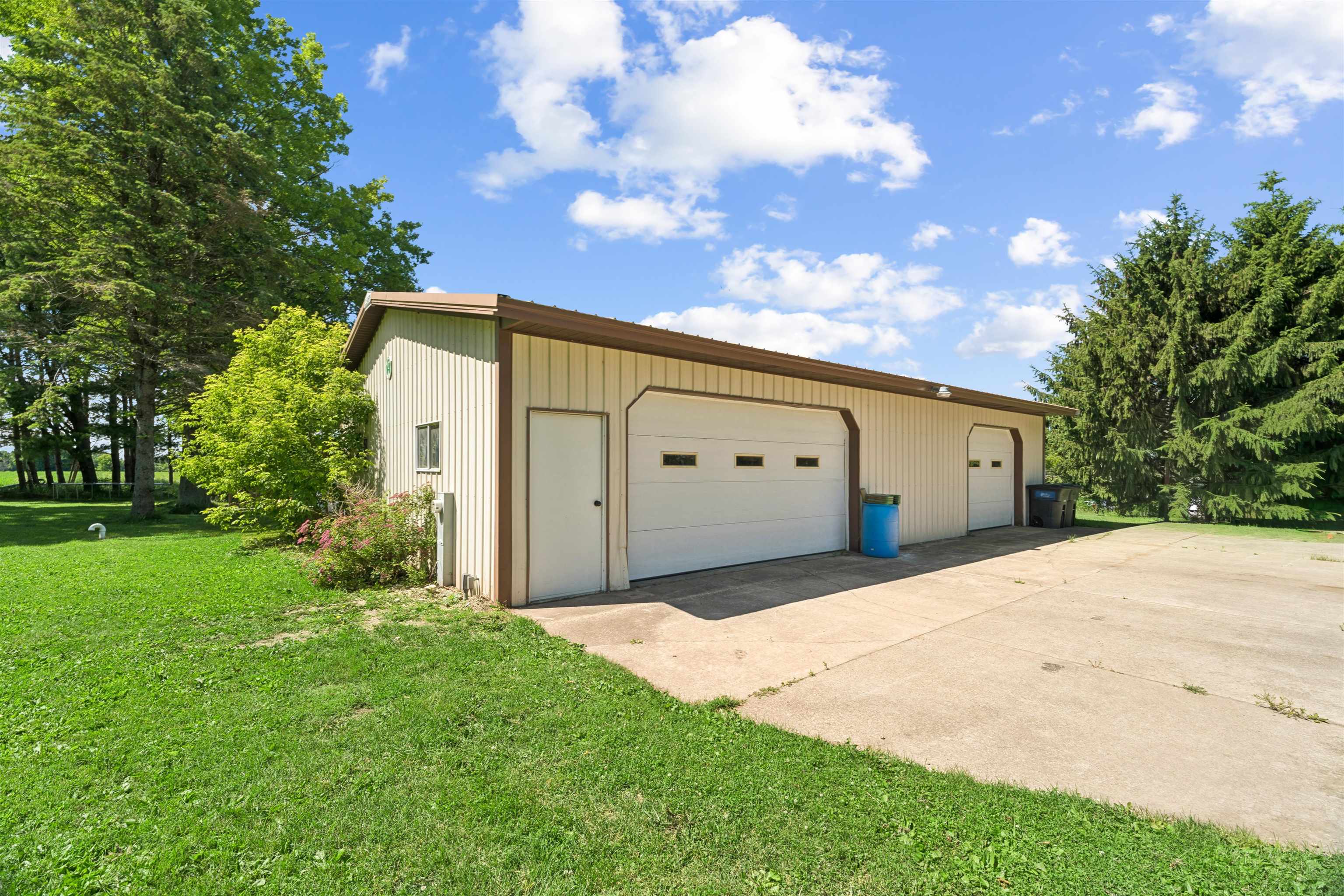 W10531 ROLOFF Road