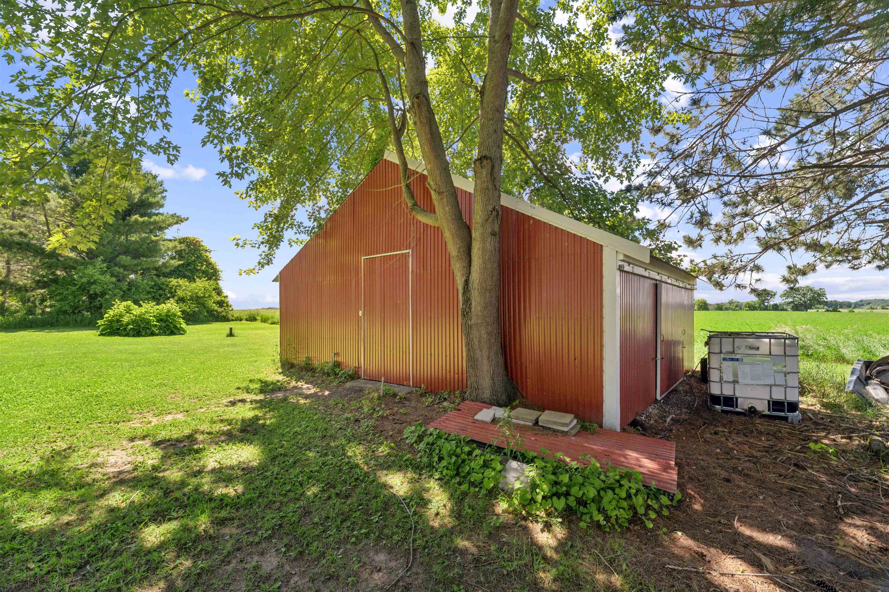W10531 ROLOFF Road