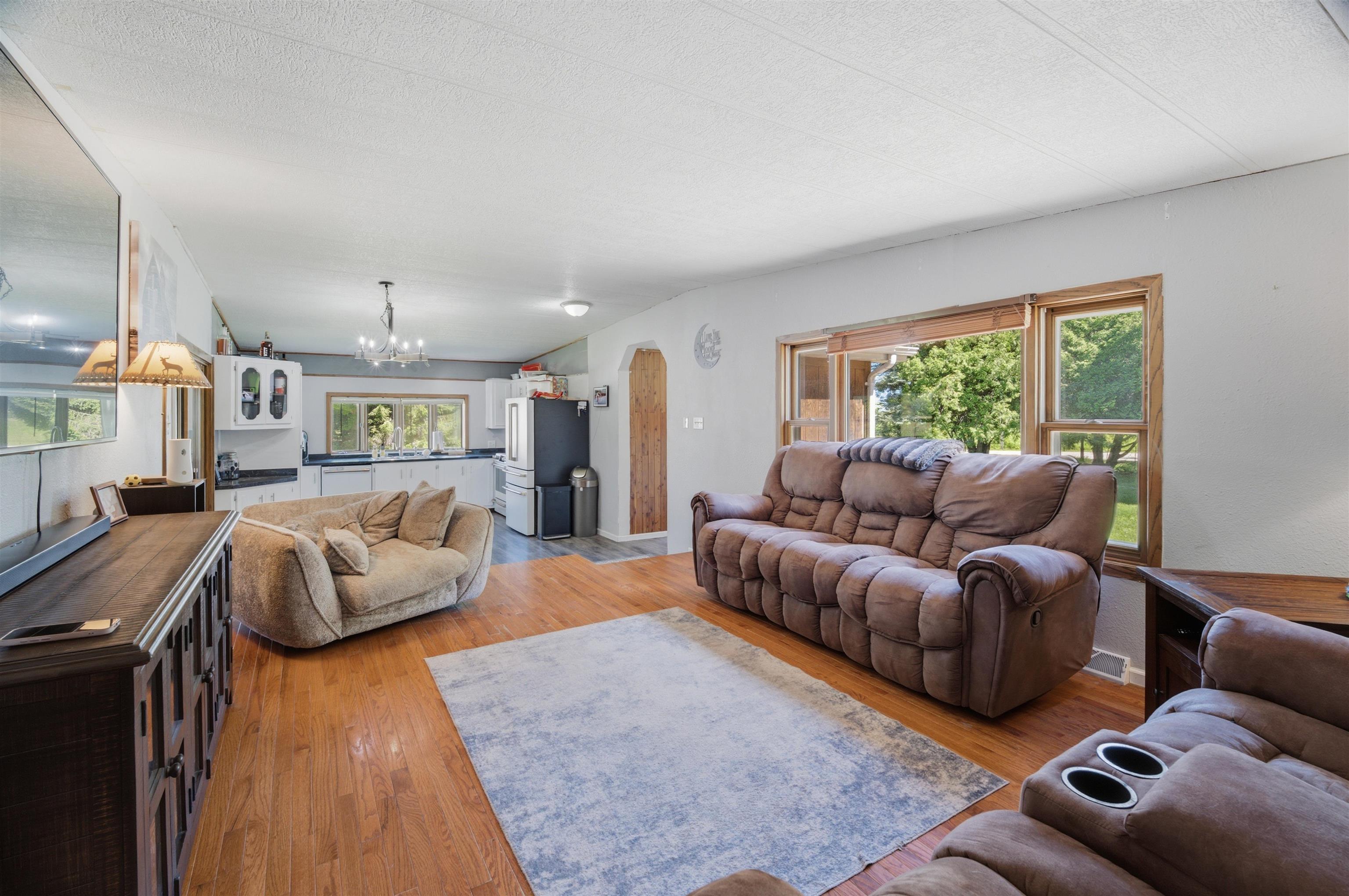 W10531 ROLOFF Road