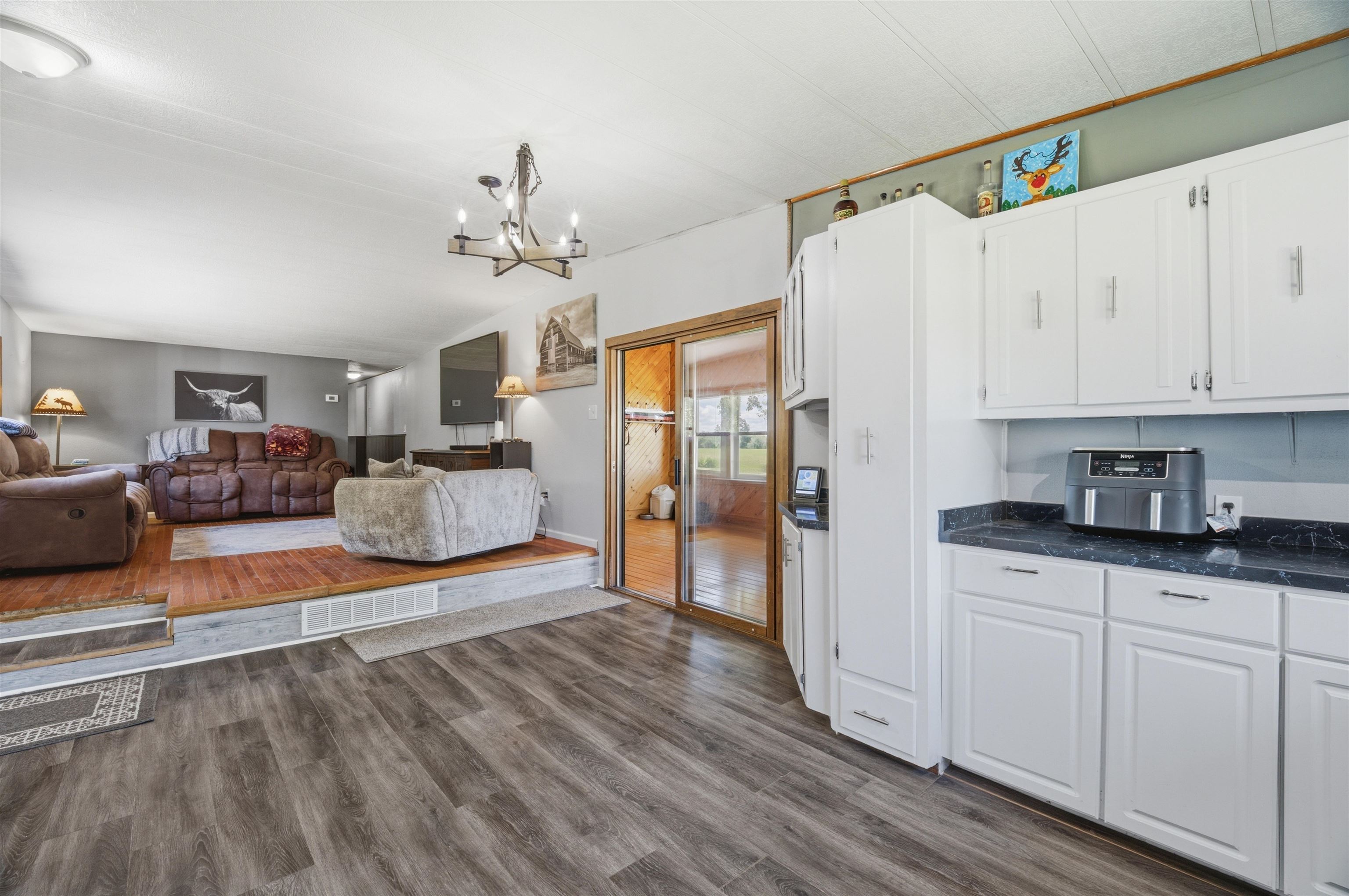 W10531 ROLOFF Road