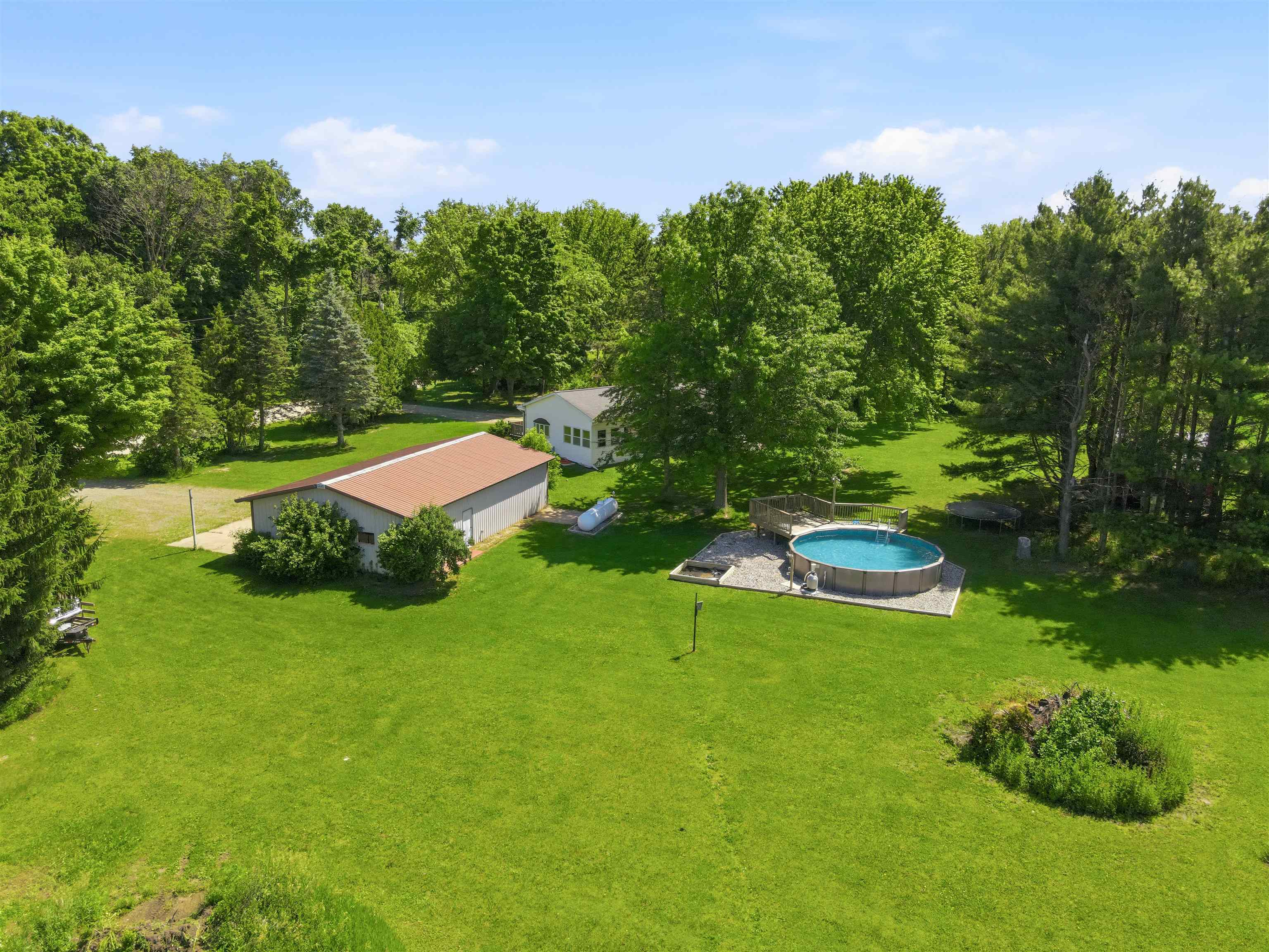 W10531 ROLOFF Road