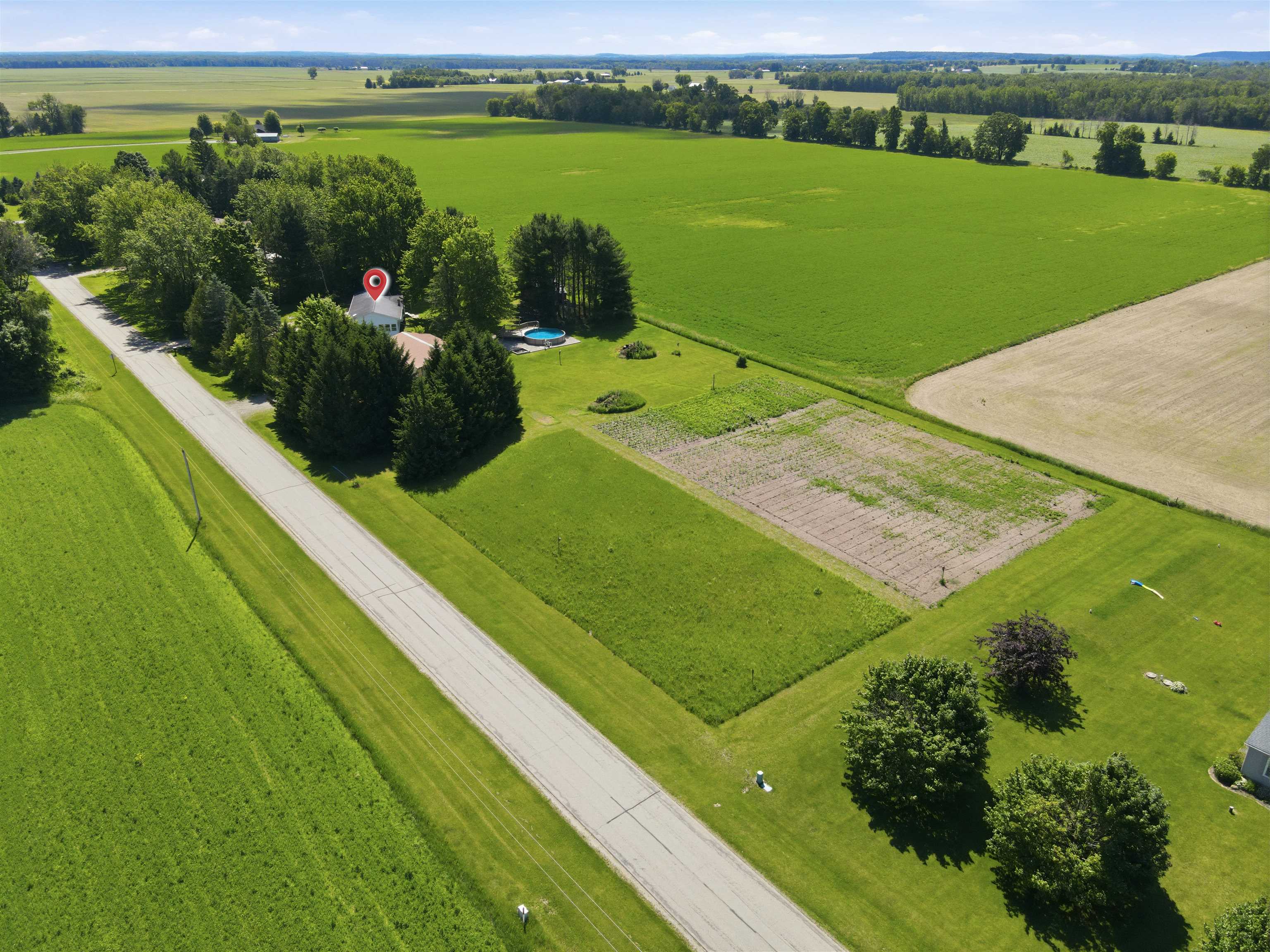 W10531 ROLOFF Road