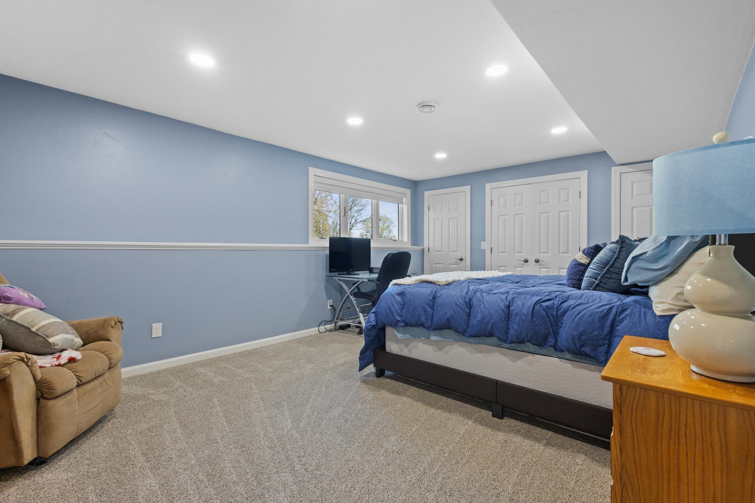 8045 SAQUARO Court
