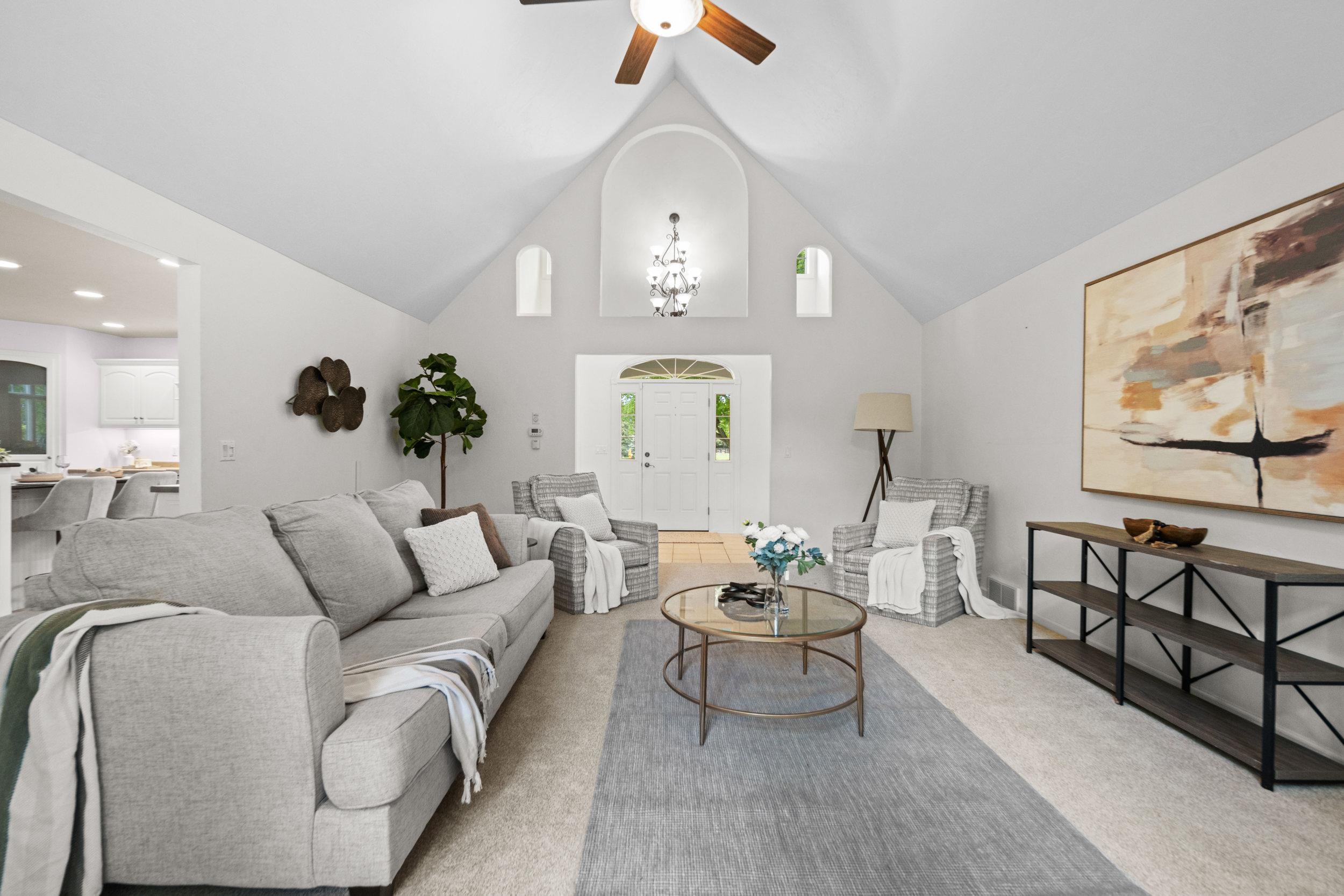8045 SAQUARO Court