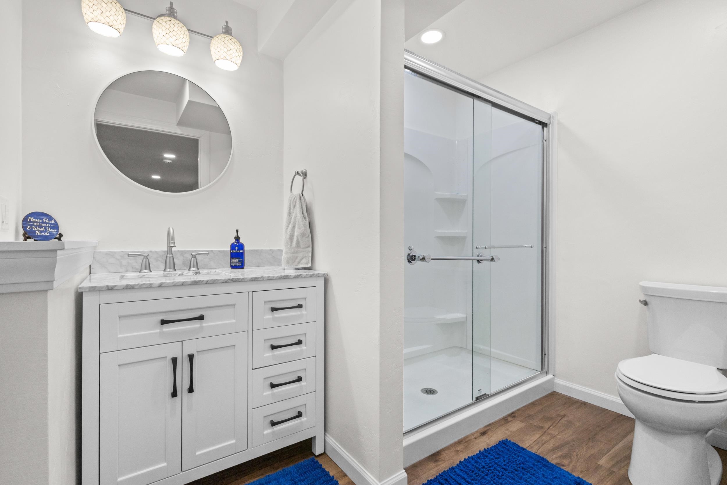 8045 SAQUARO Court