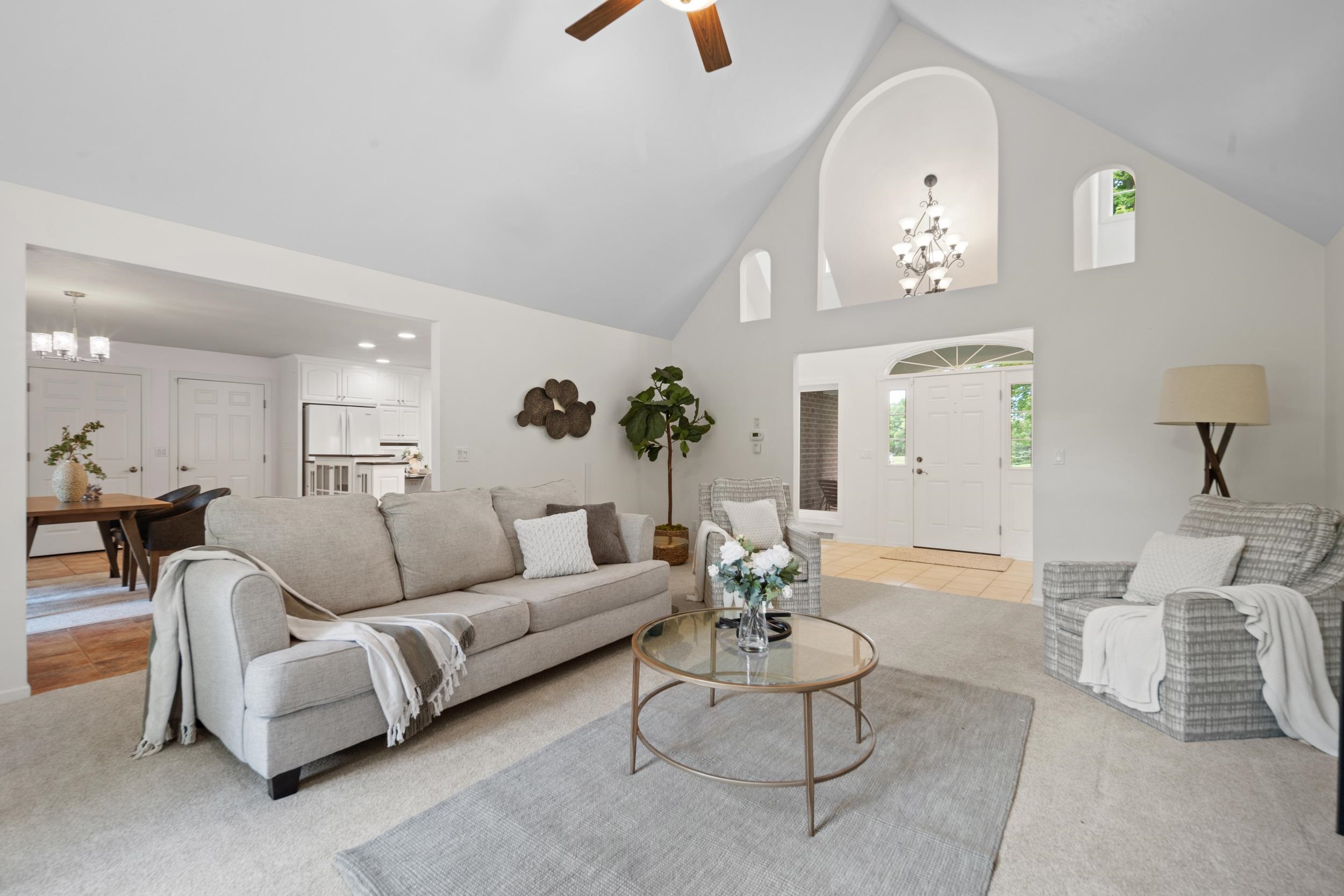 8045 SAQUARO Court
